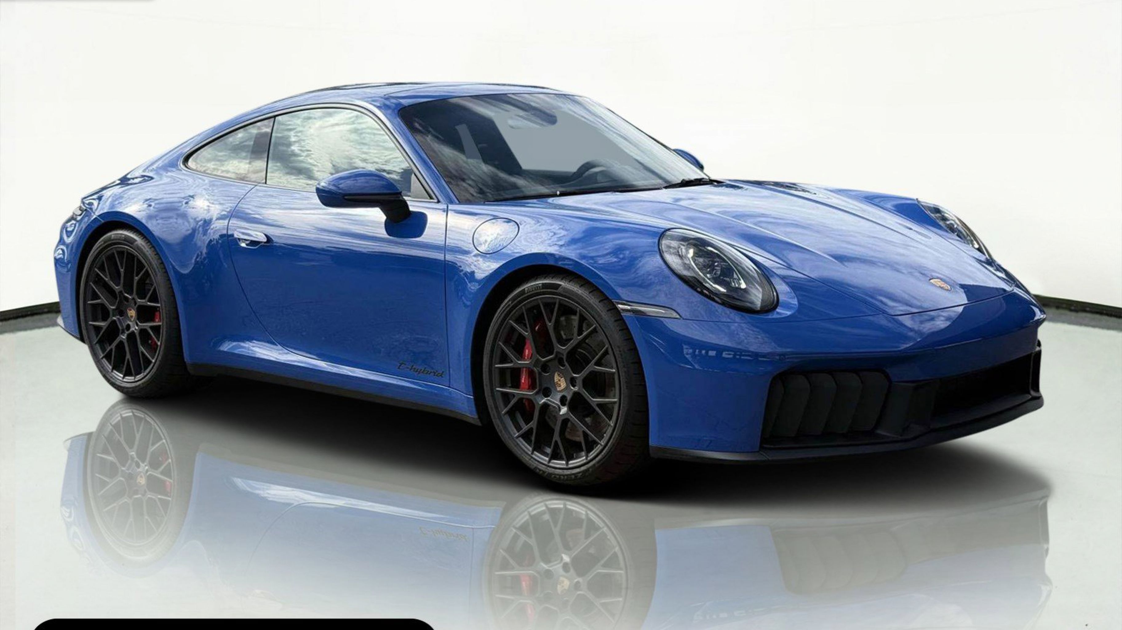 2025 Porsche 911 GTS