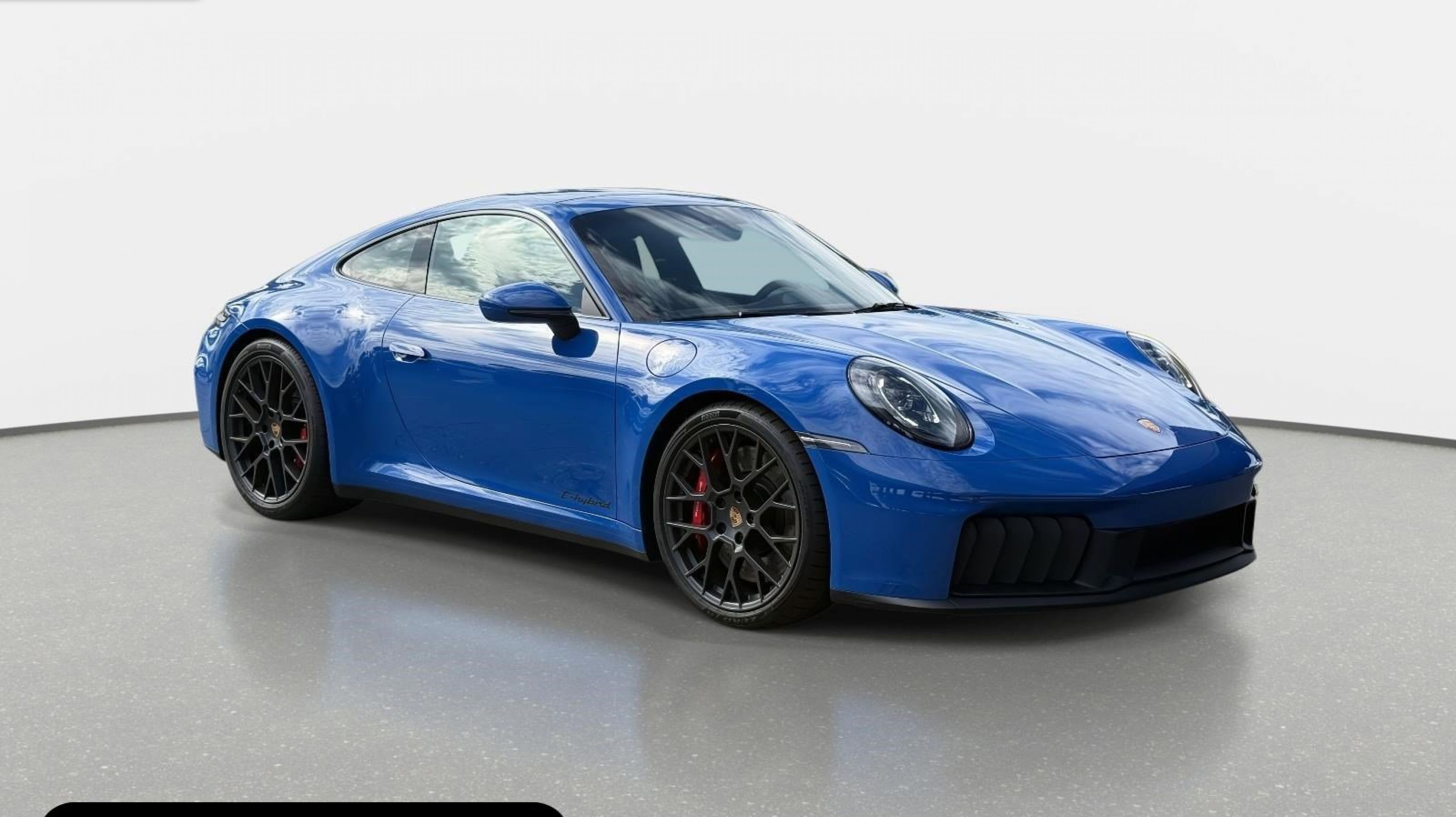 2025 Porsche 911 GTS