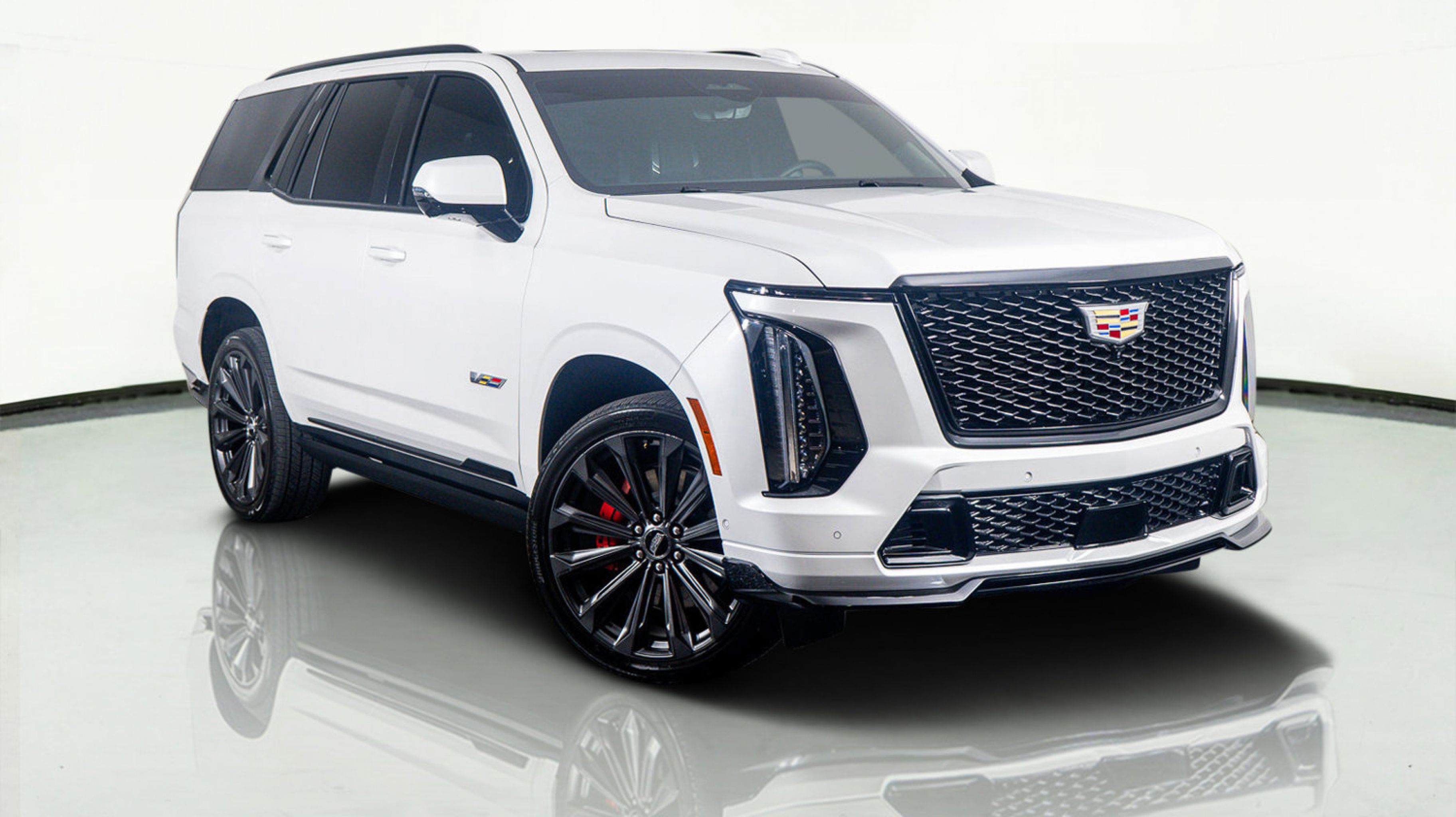2025 Cadillac Escalade V-Series's photo