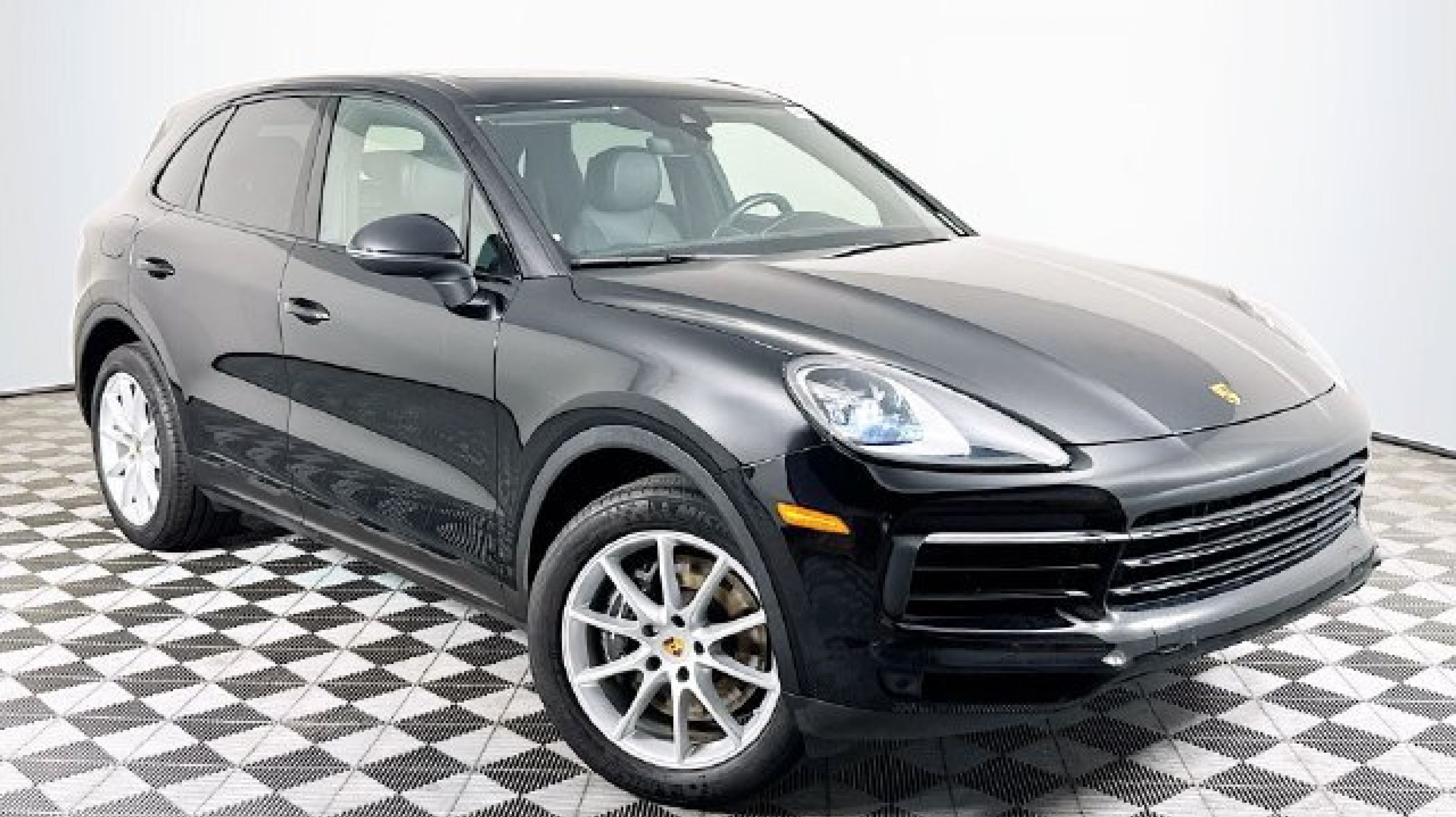 2023 Porsche Cayenne