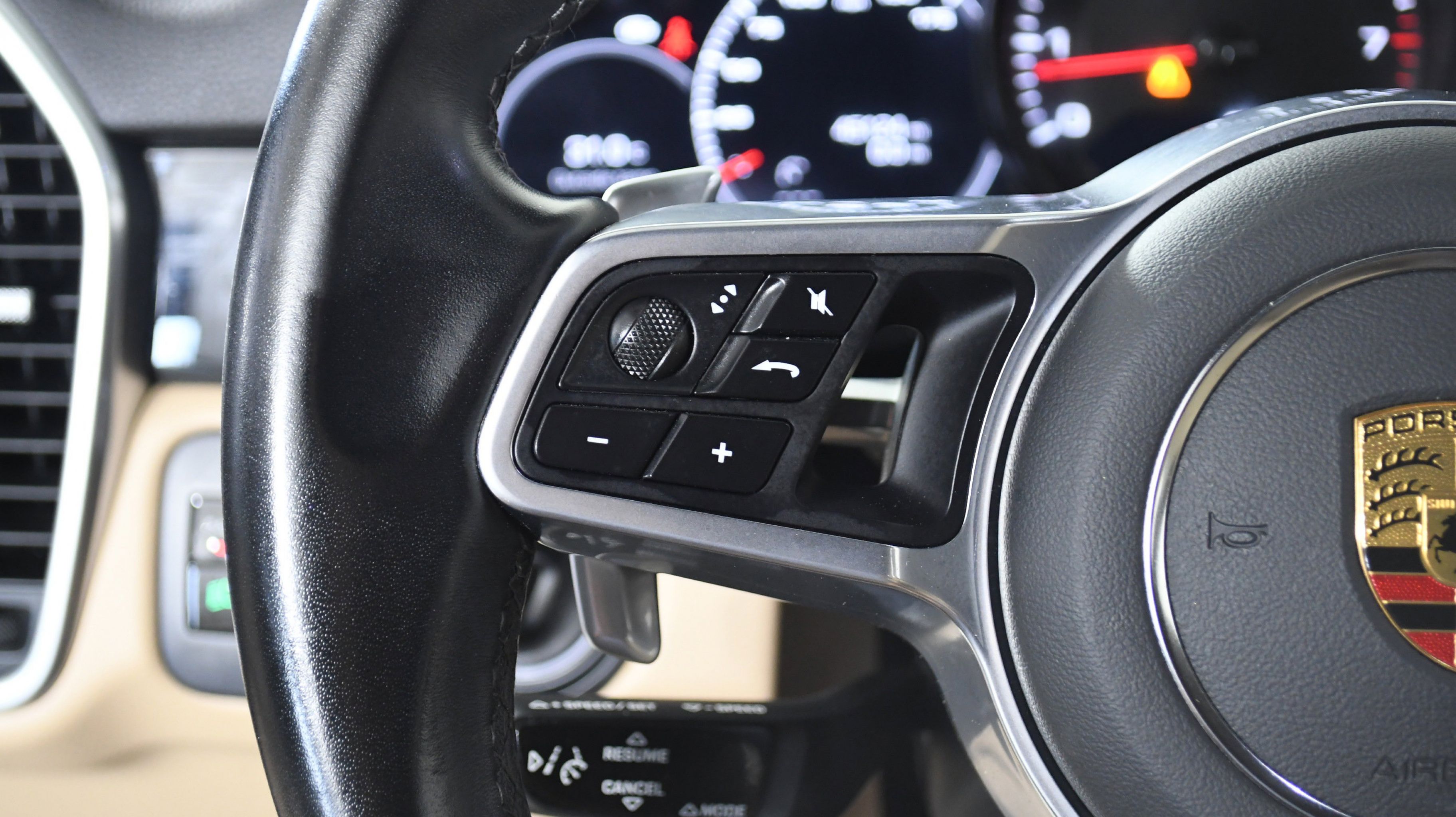 Image 8 of 2021 Porsche Cayenne
