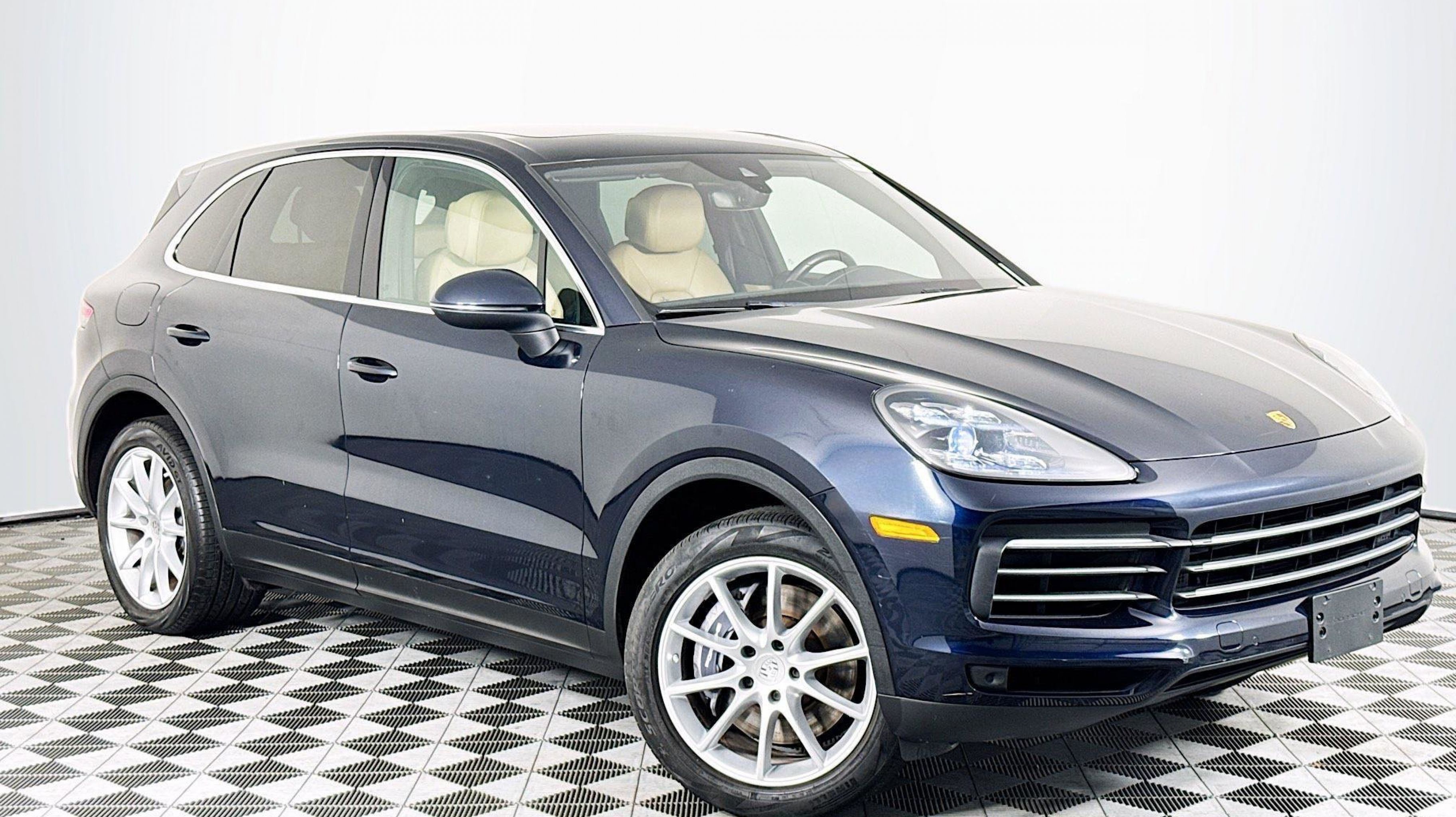 2021 Porsche Cayenne Base
