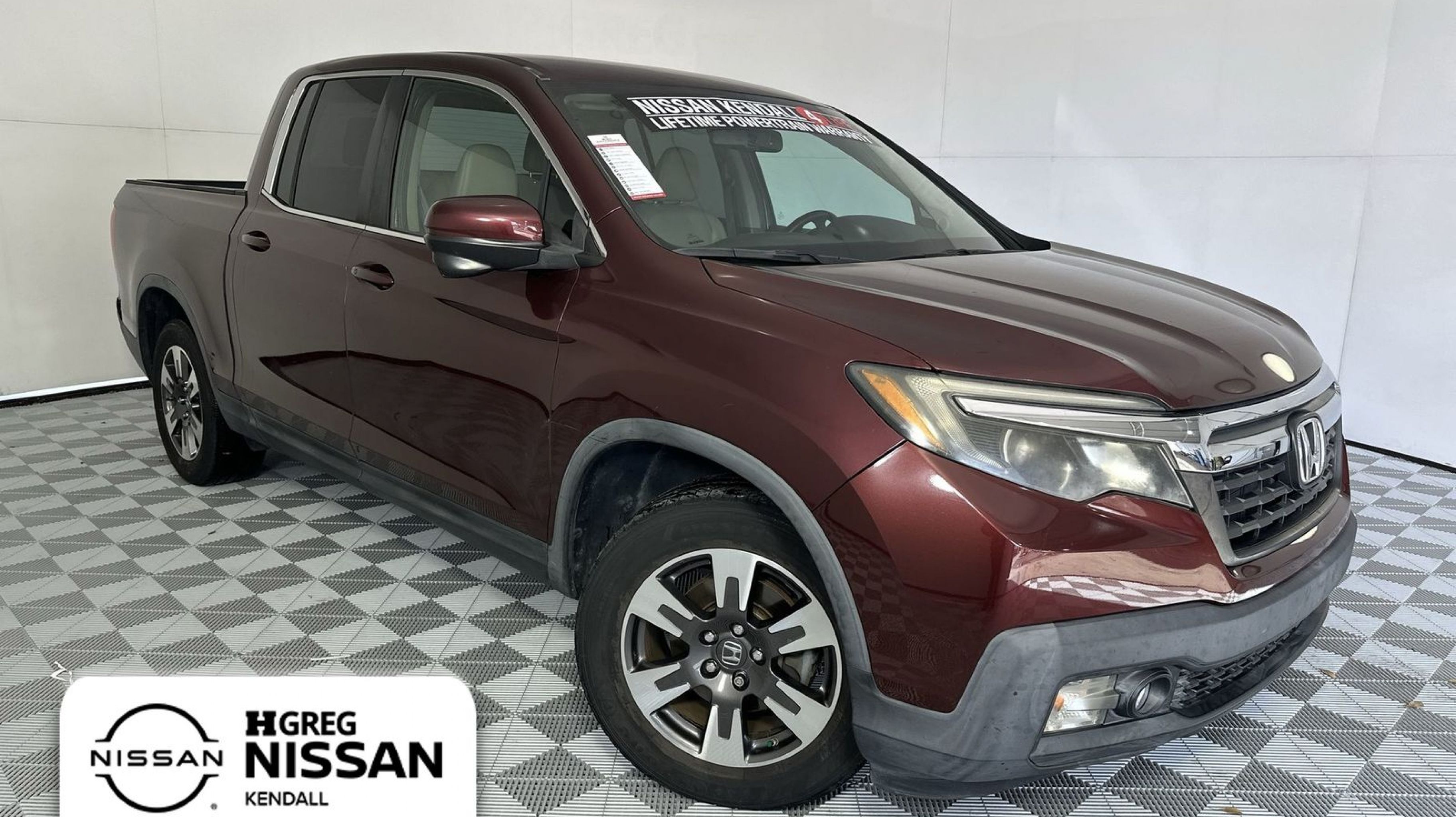 2017 Honda Ridgeline RTL-T's photo