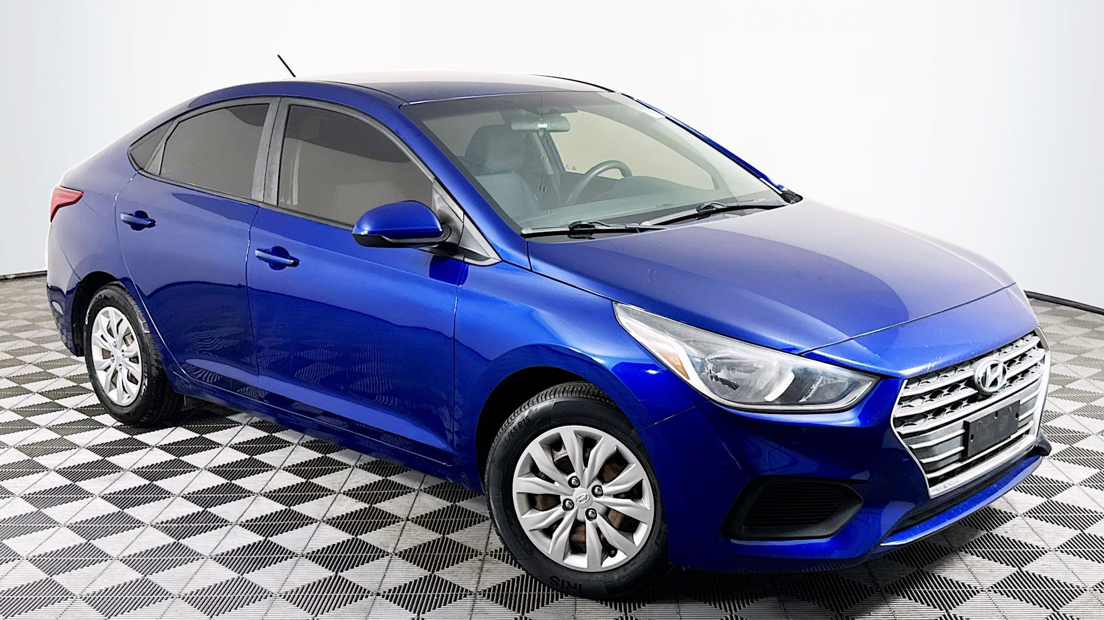 2019 Hyundai Accent SE