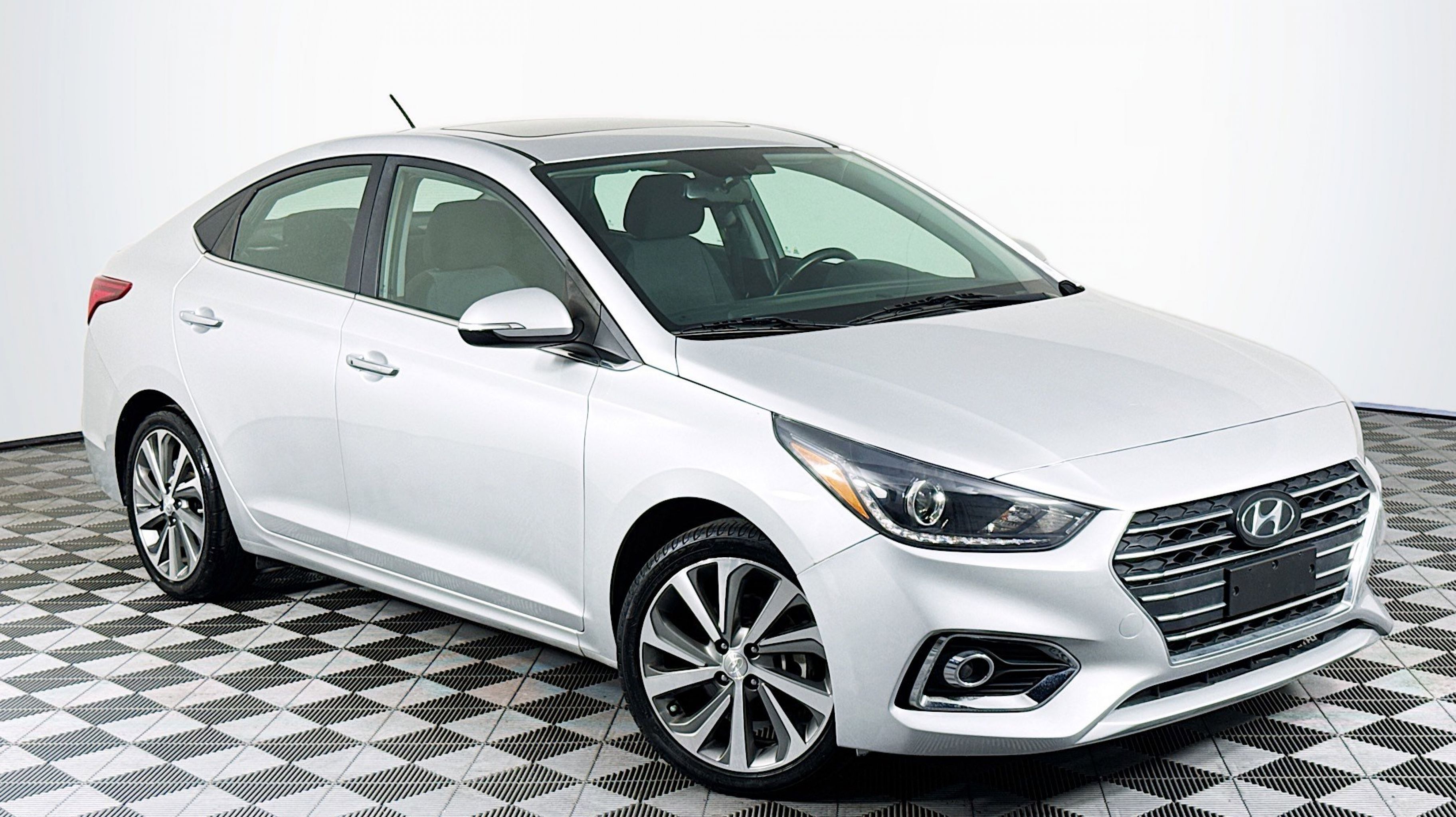 2022 Hyundai Accent Limited