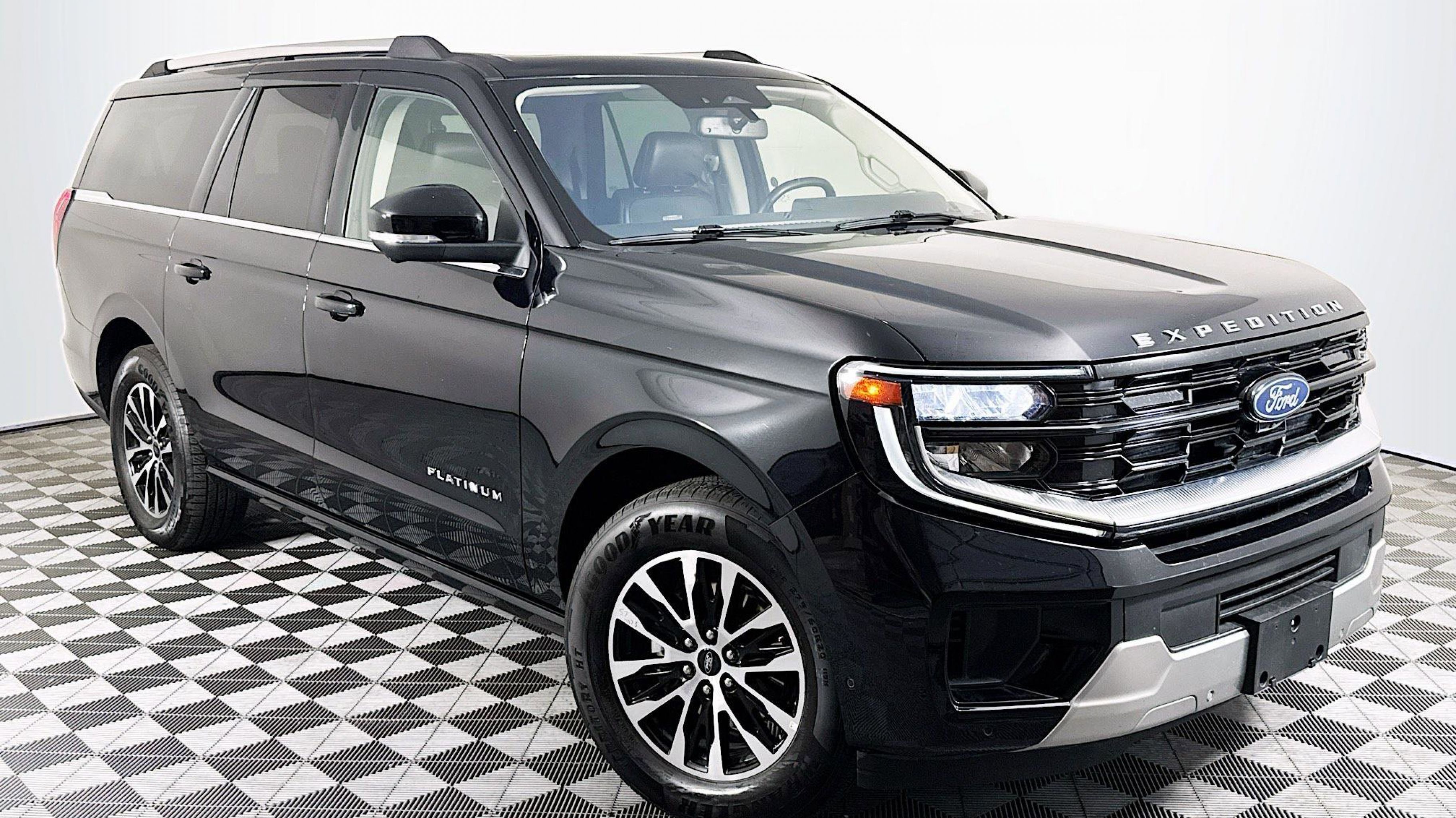 2025 Ford Expedition Platinum MAX 4x4's photo