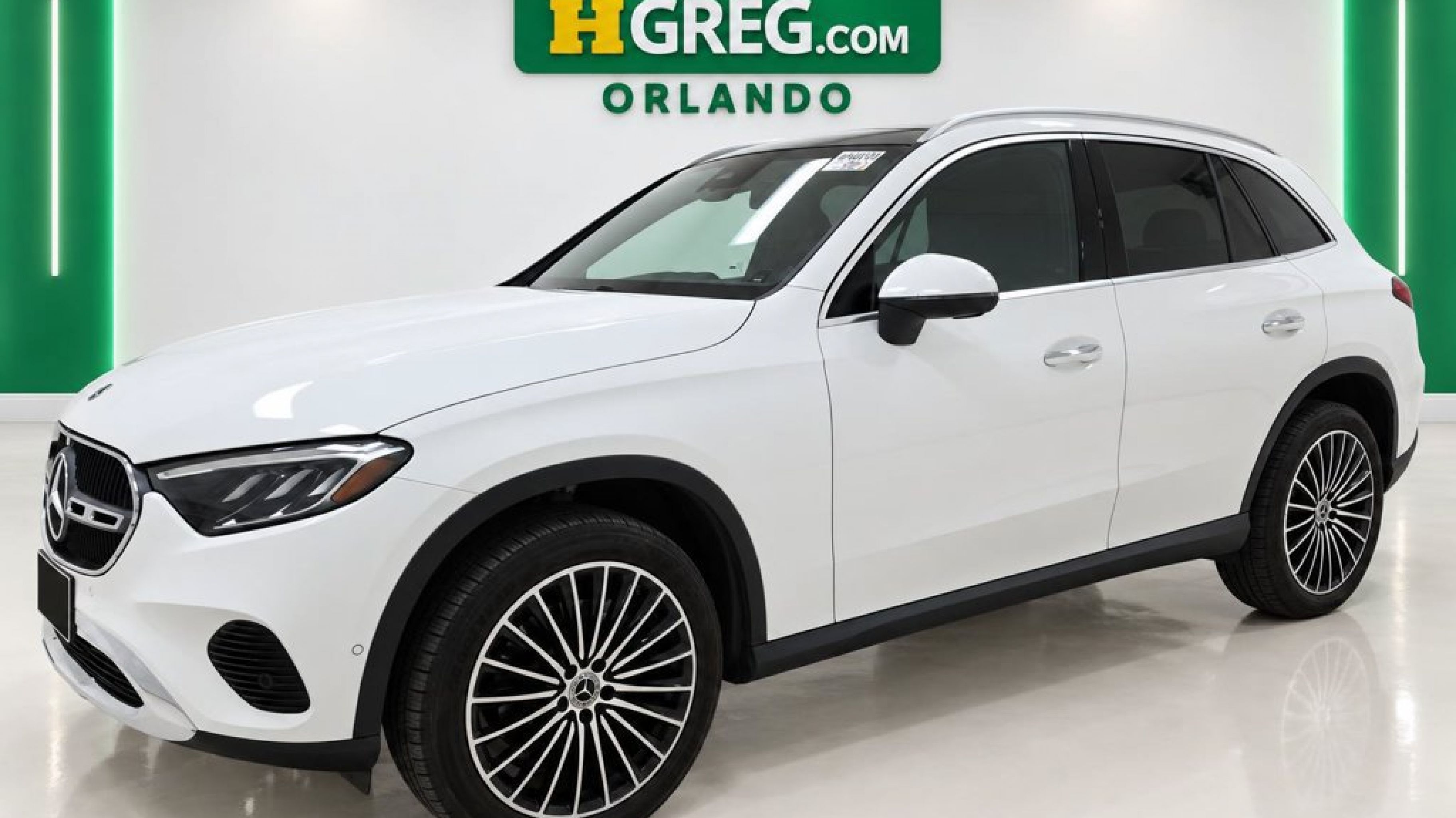 2025 Mercedes-Benz GLC