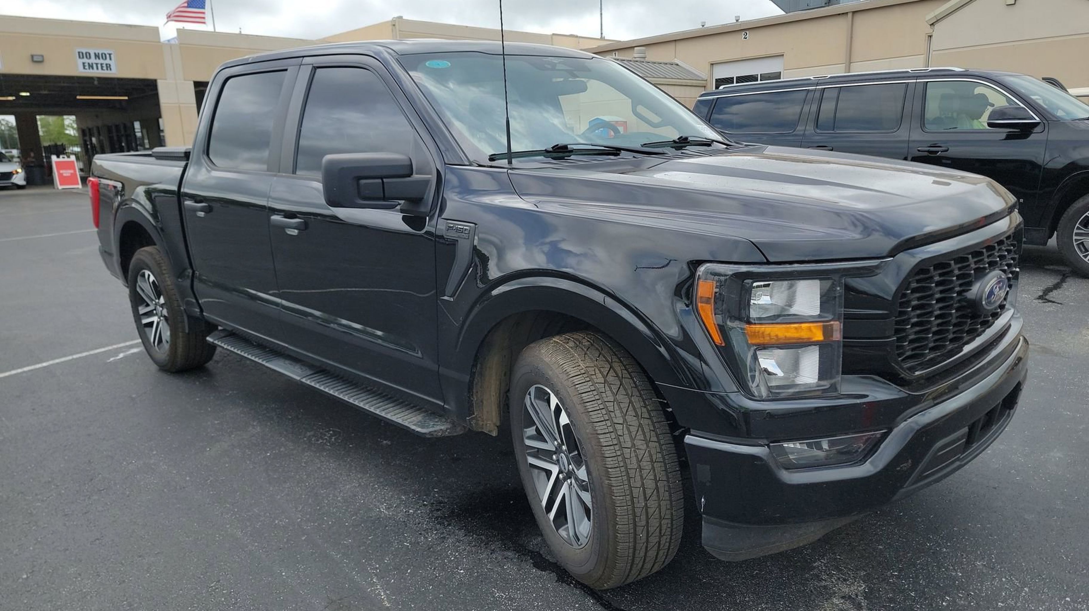 2023 Ford F-150 XL SuperCrew 5-1/2 Box's photo