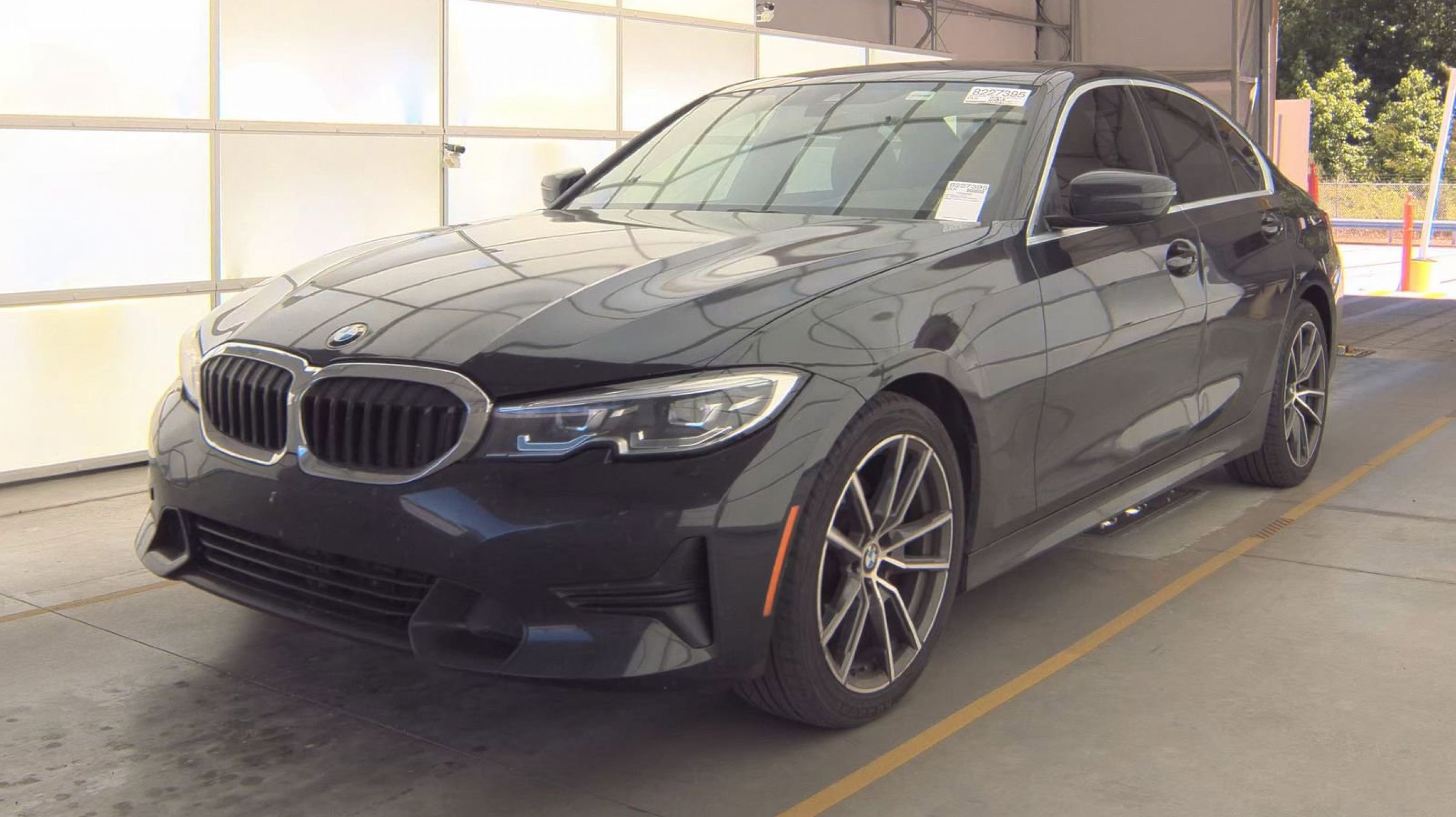 2019 BMW 3 Series 330i Sedan's photo