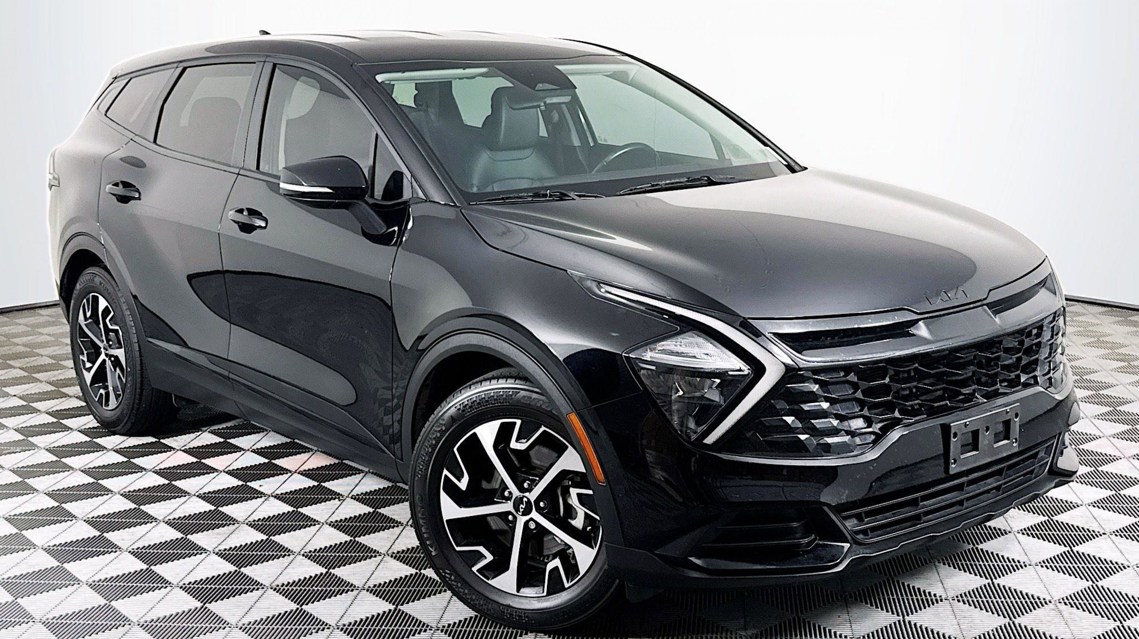 2023 Kia Sportage 2.5 EX AT's photo