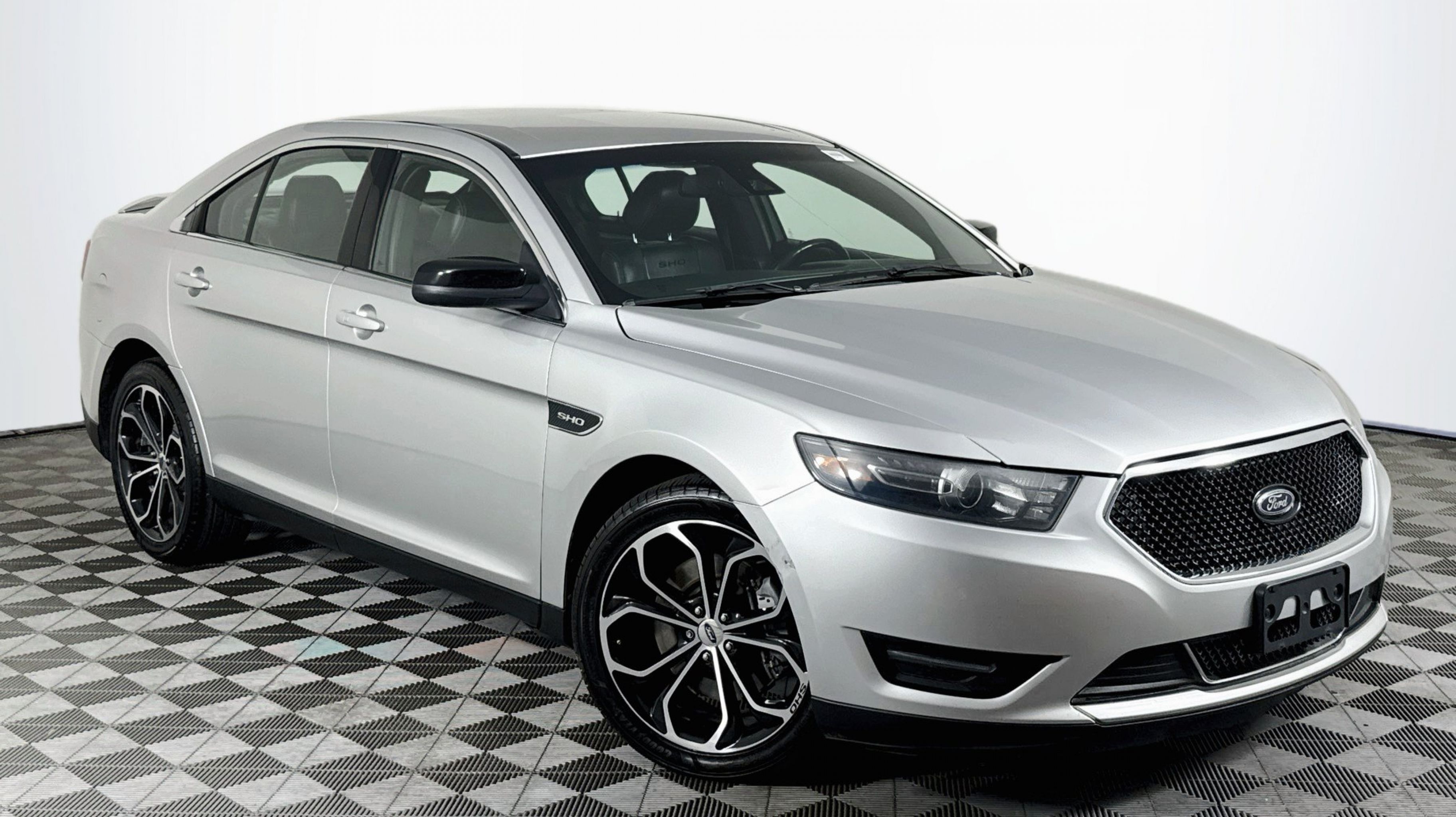 2018 Ford Taurus