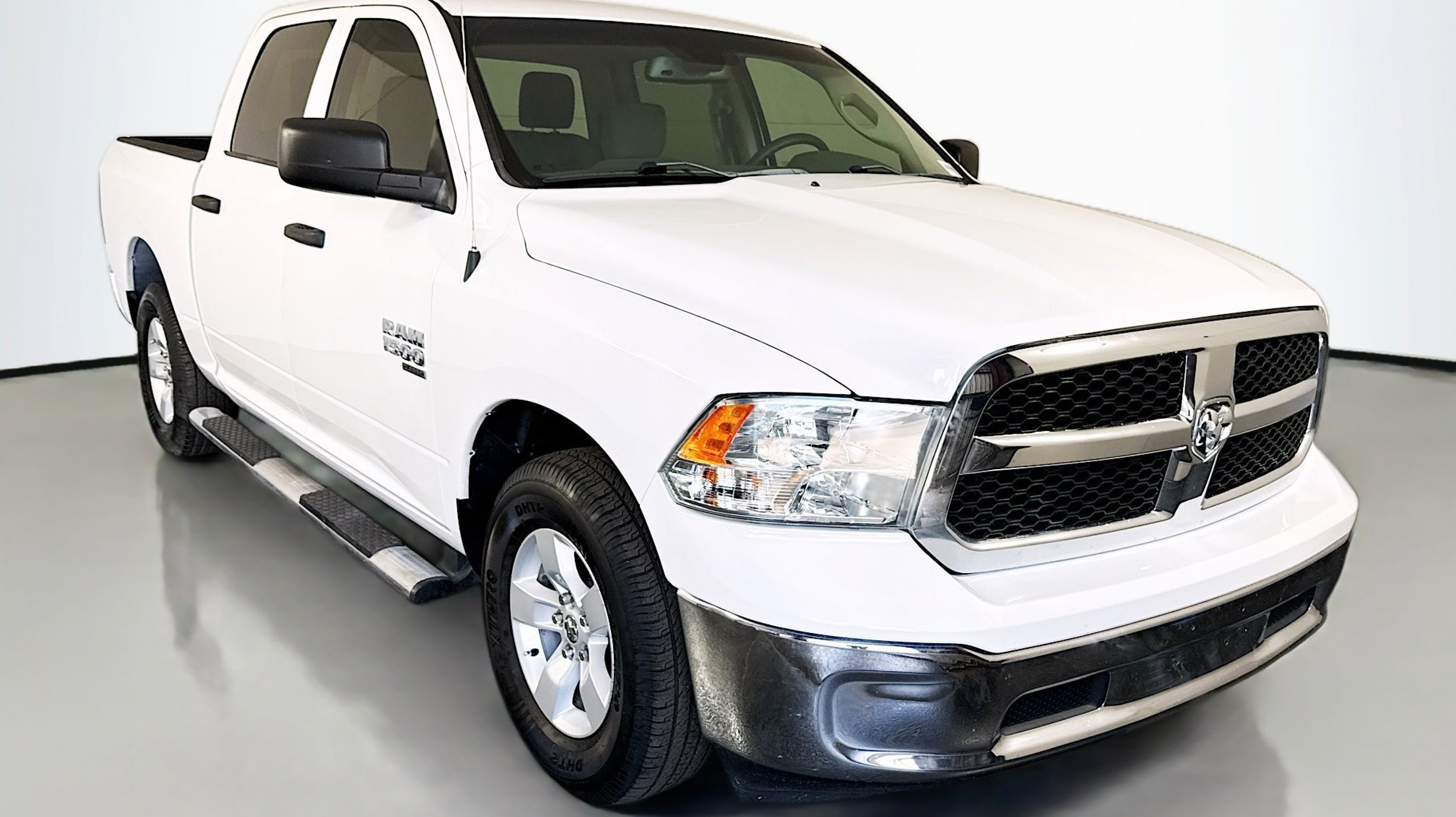 2020 RAM 1500 Classic Tradesman Crew Cab 5'7's photo