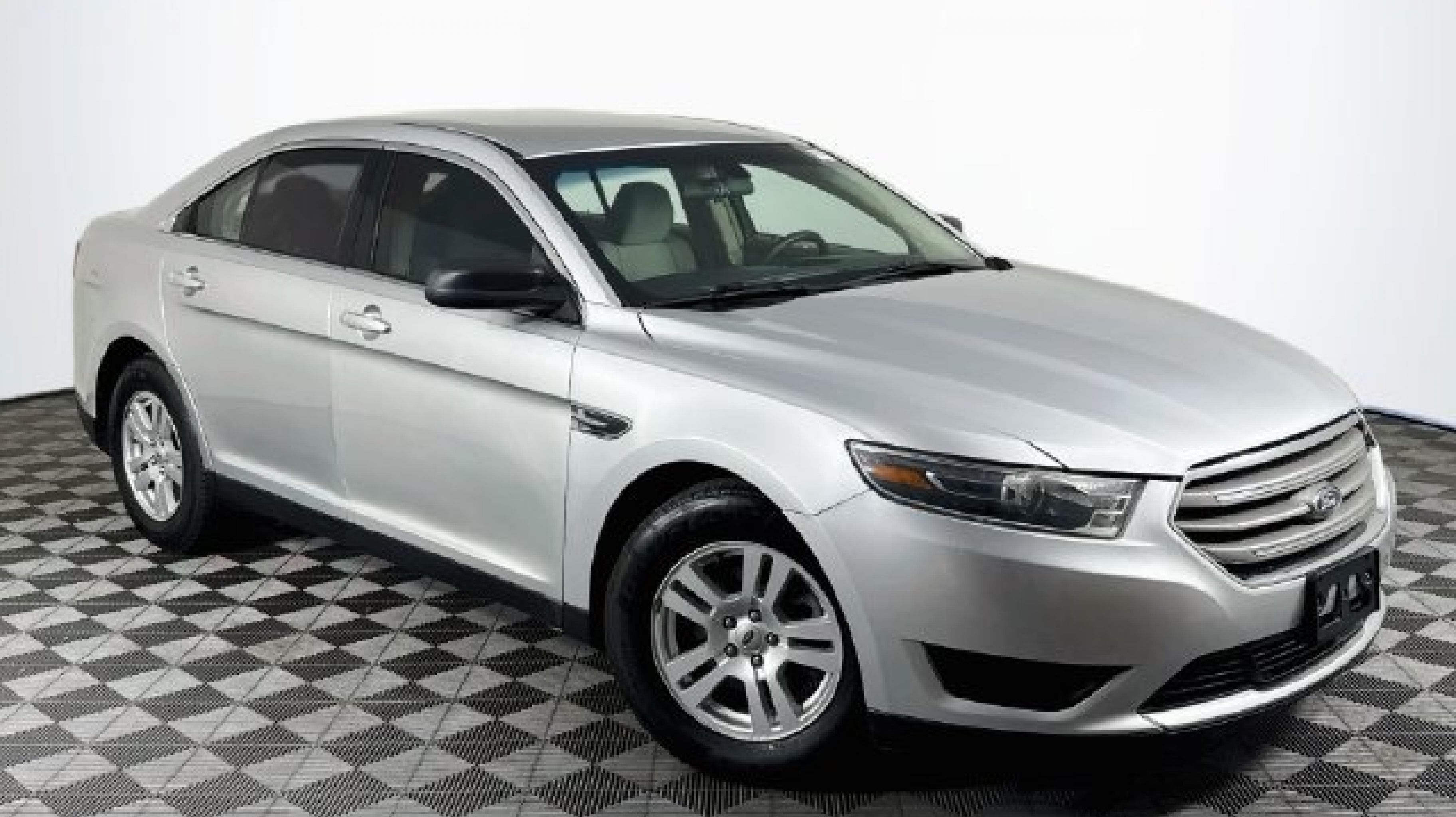 2018 Ford Taurus