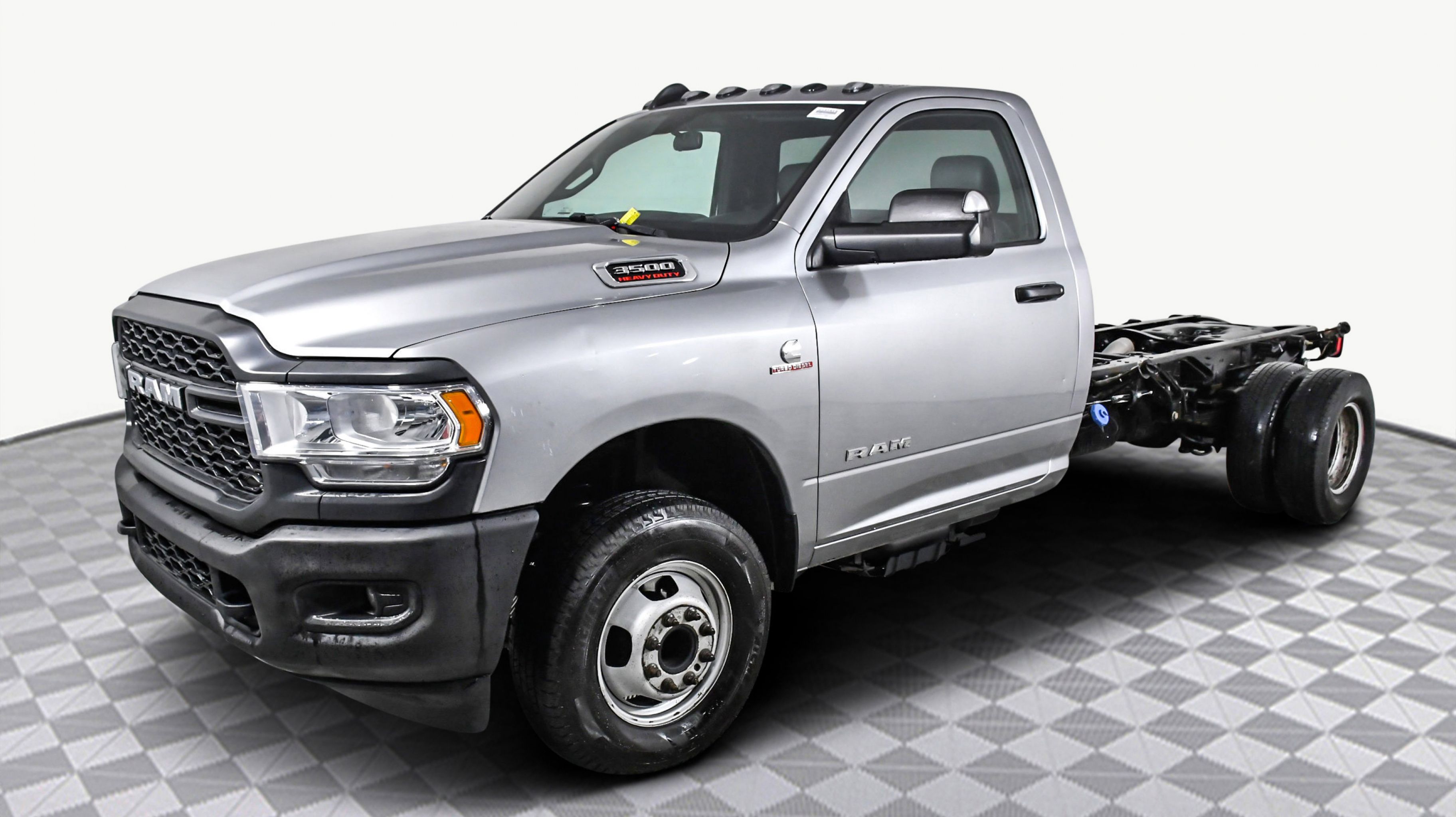 2022 Ram 3500 Tradesman photo 3