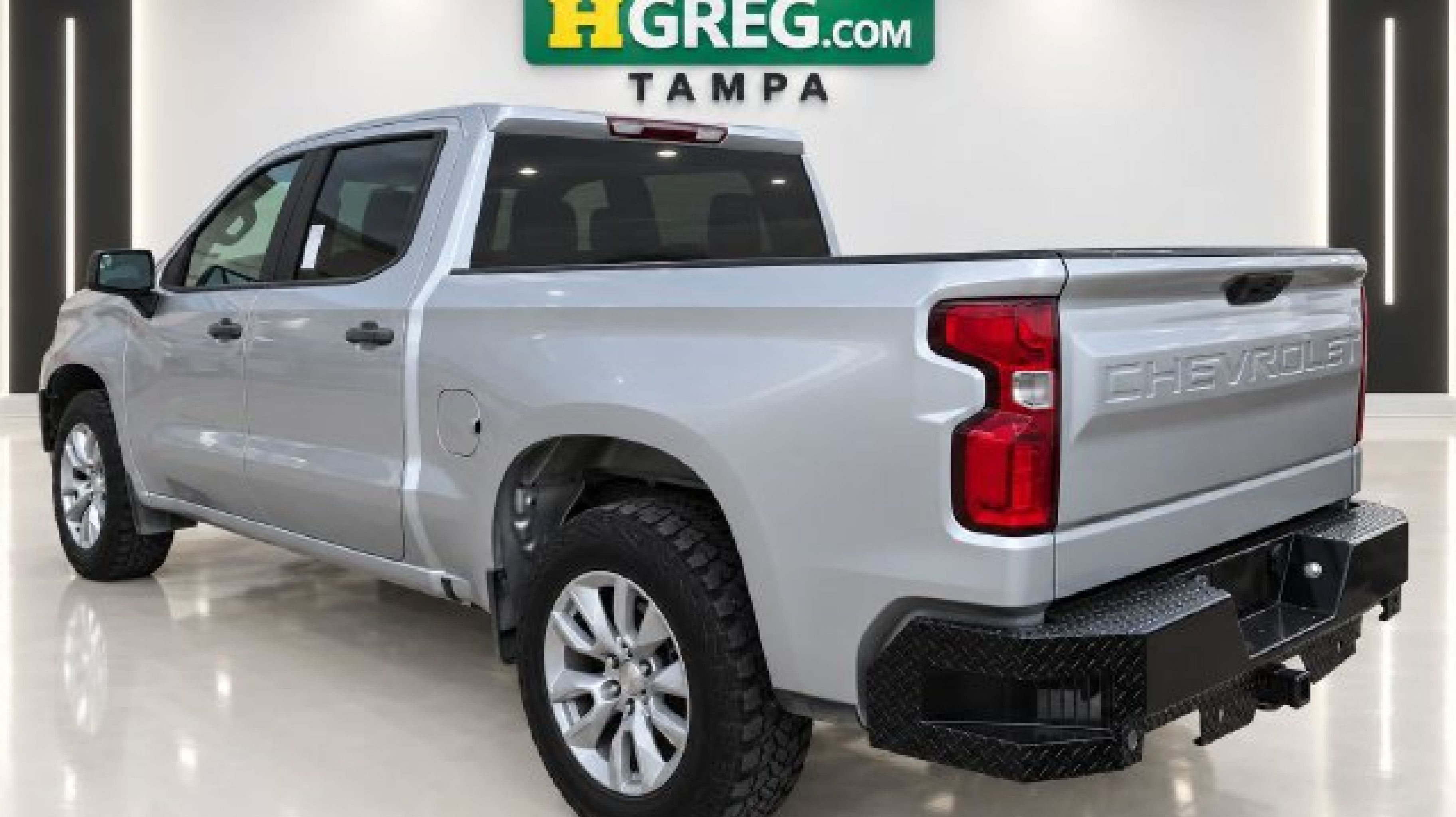 2019 Chevrolet Silverado 1500 Custom - Photo 2