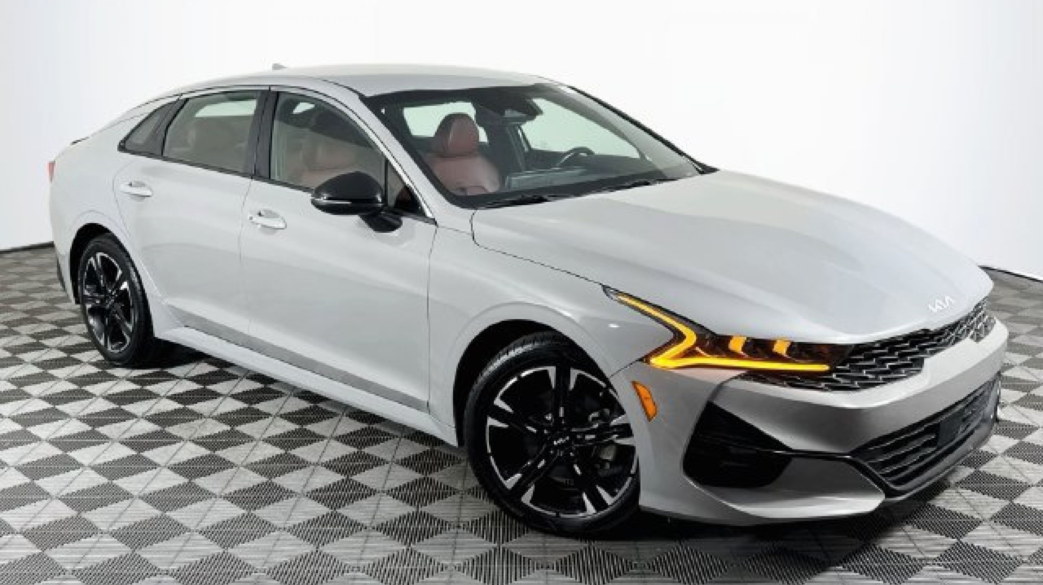2023 Kia K5