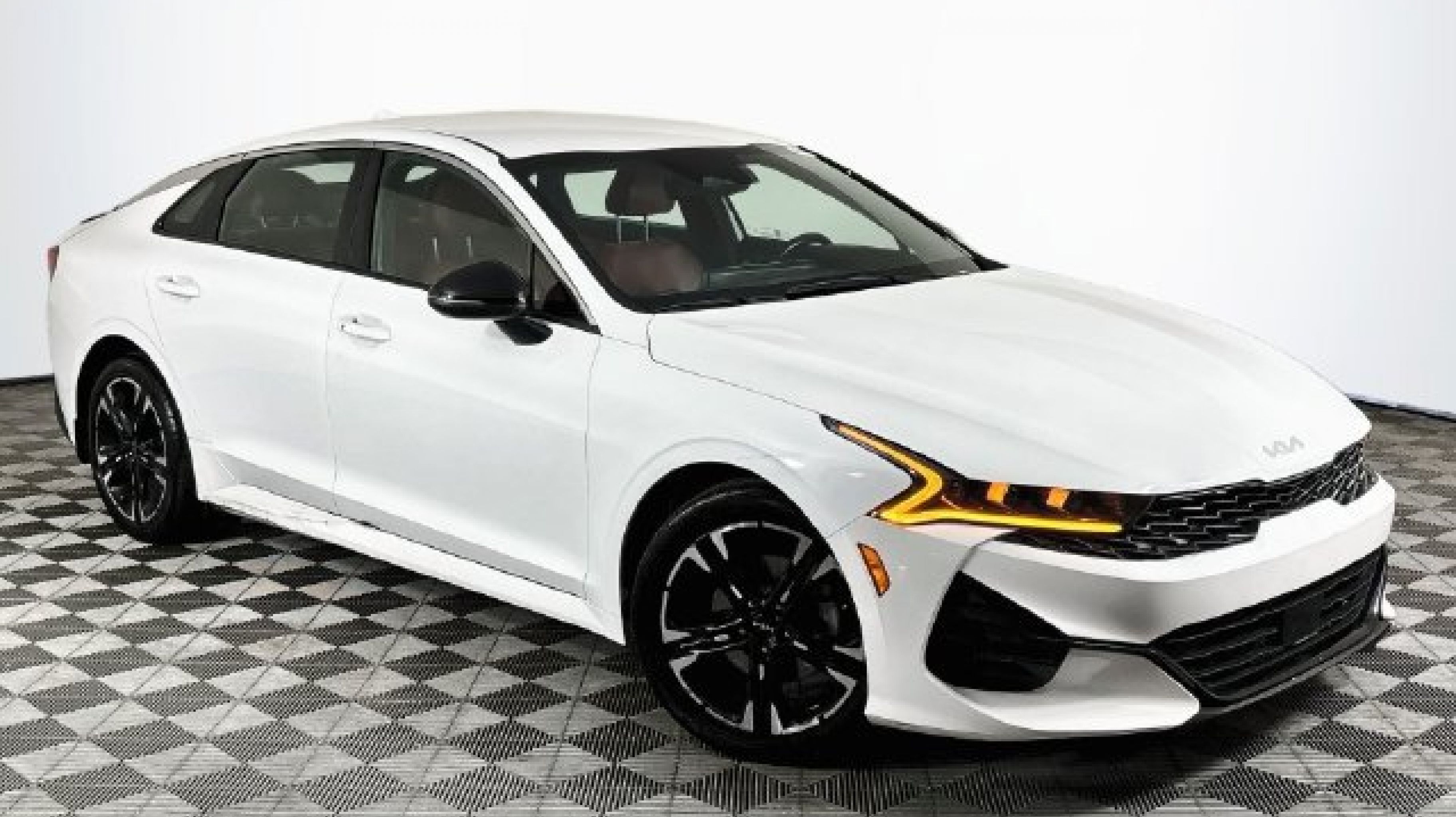 2023 Kia K5