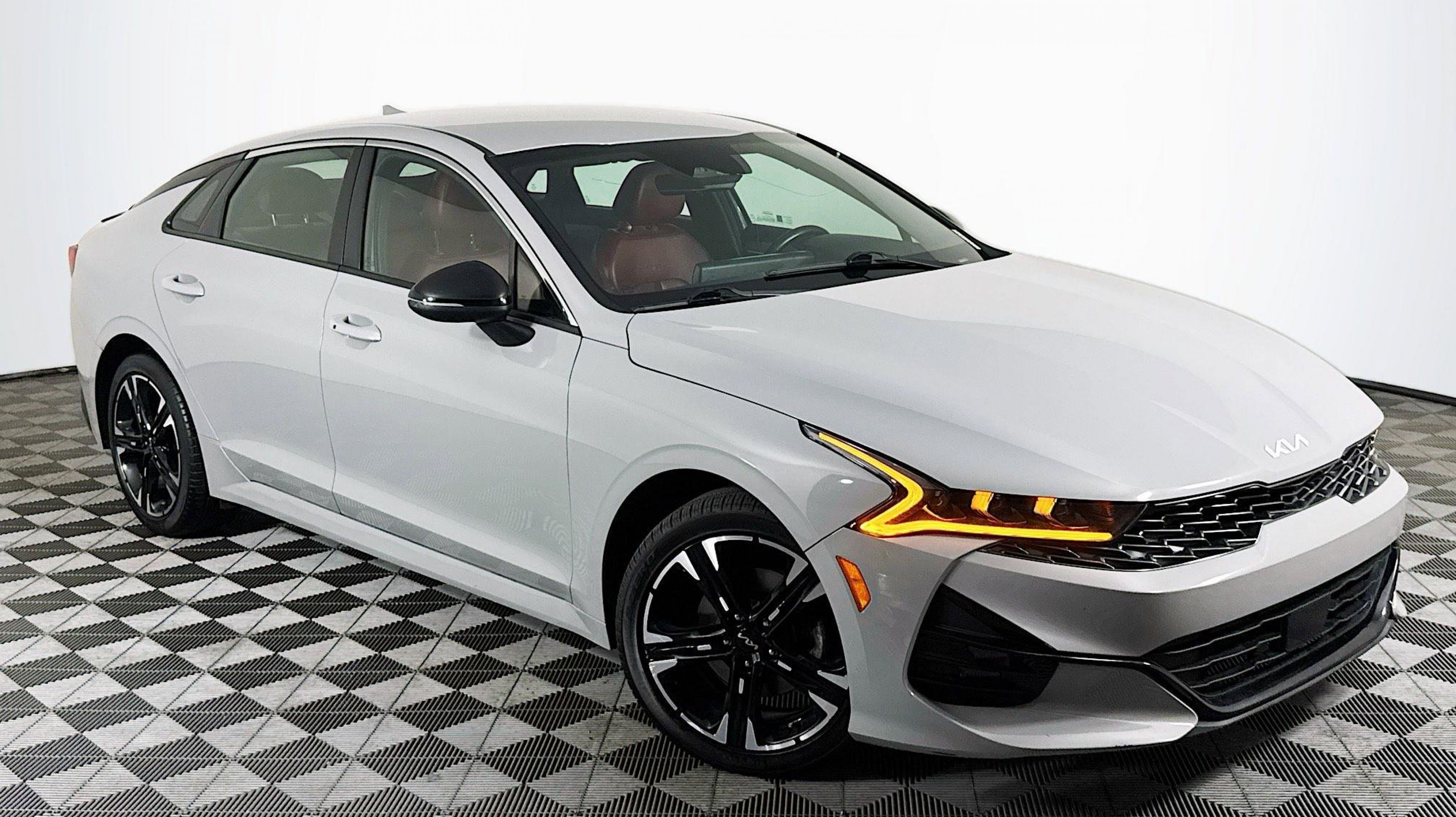 2024 Kia Optima GT-Line FWD's photo
