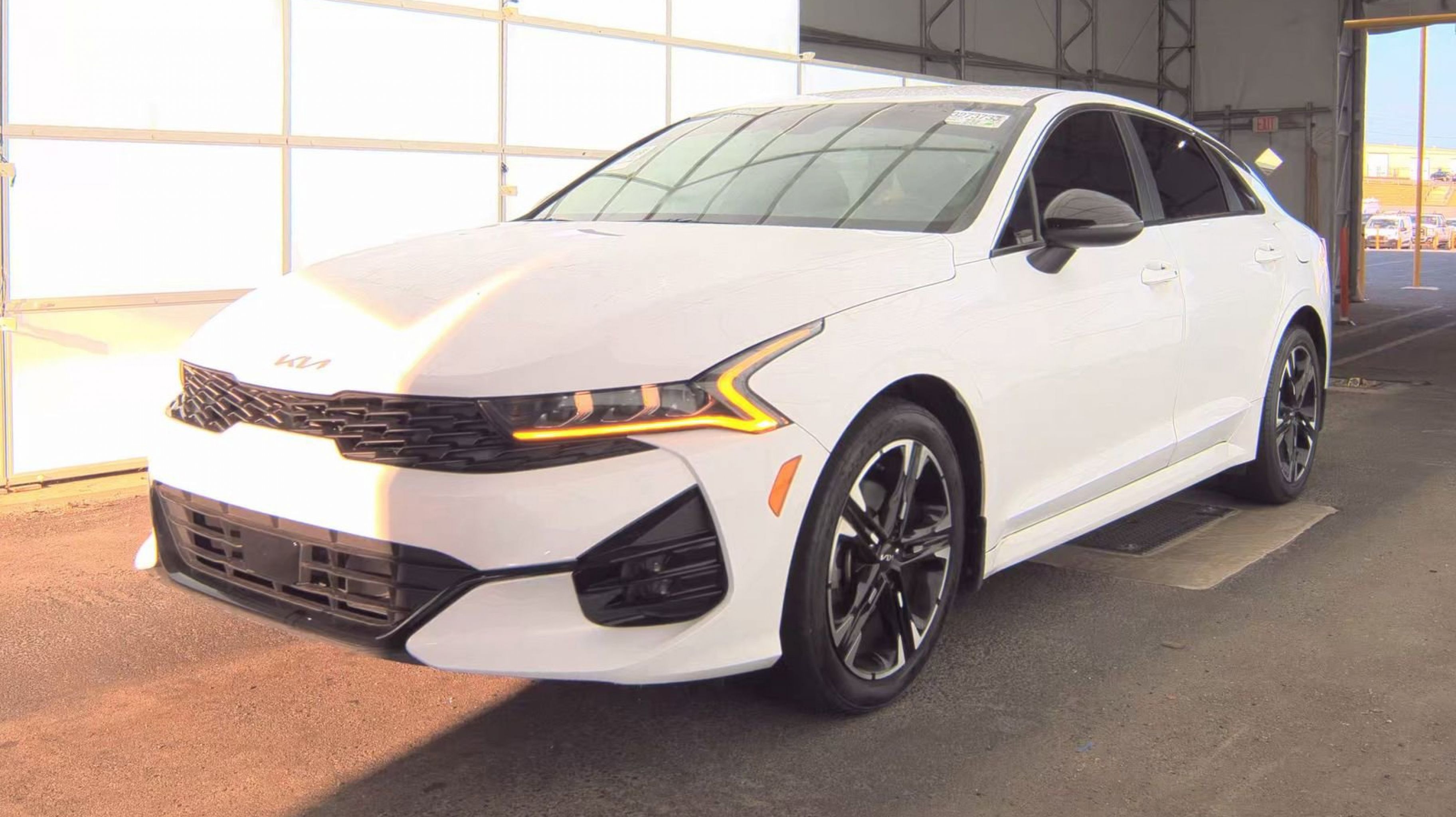 2024 Kia Optima GT-Line FWD's photo