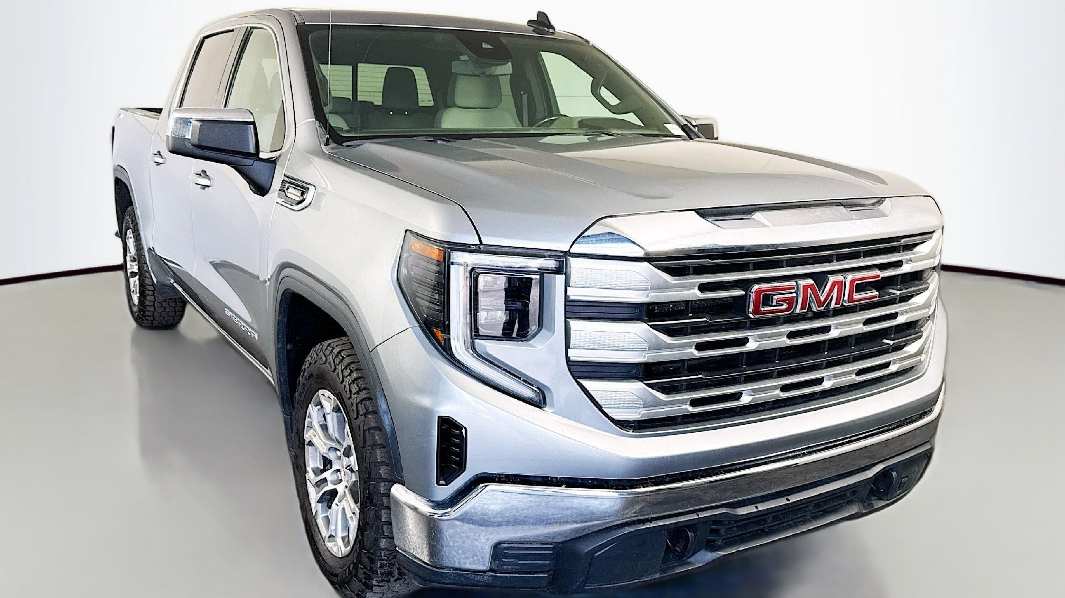 2023 GMC Sierra 1500 SLE's photo