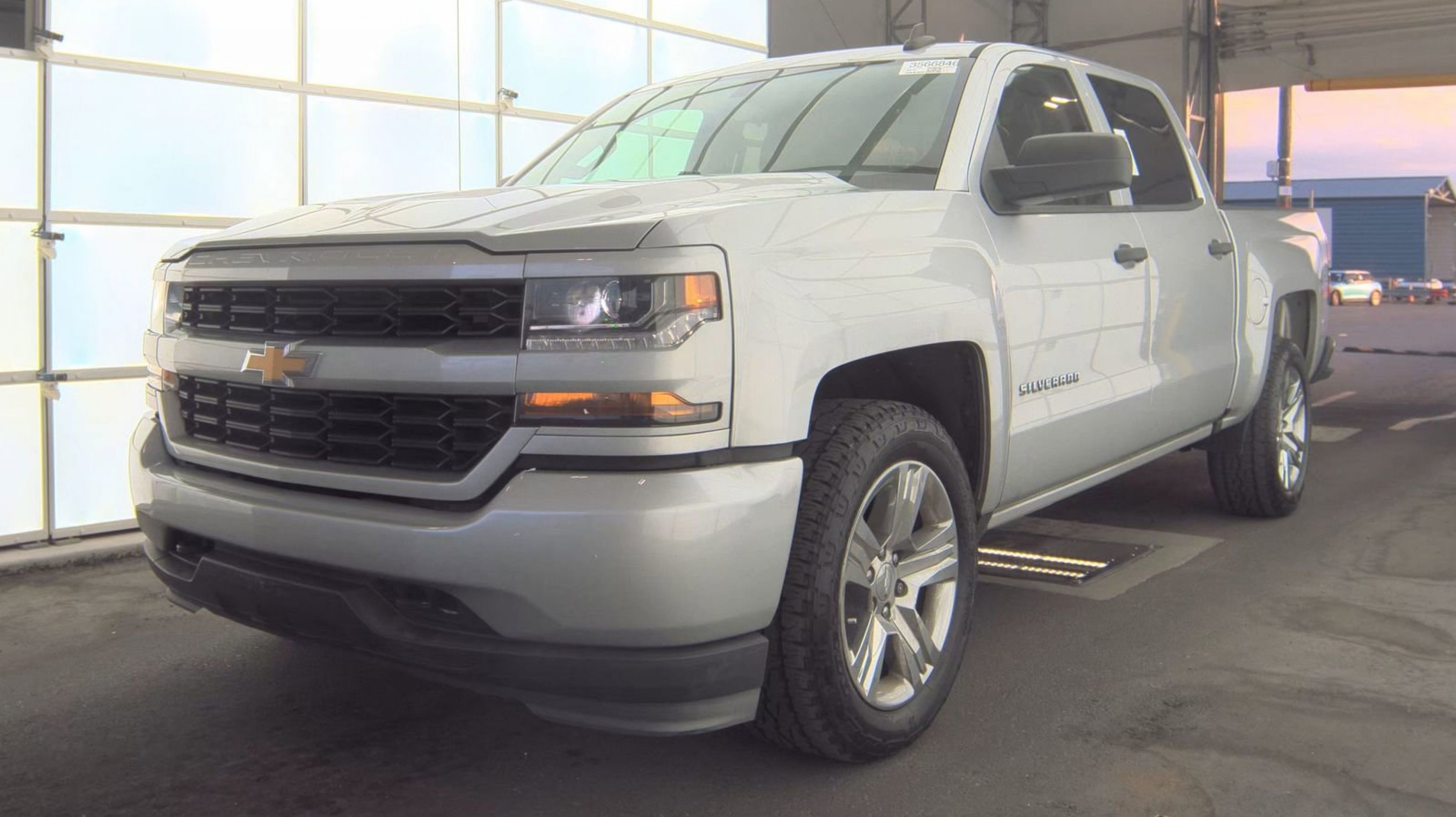 2018 Chevrolet Silverado 1500 Custom