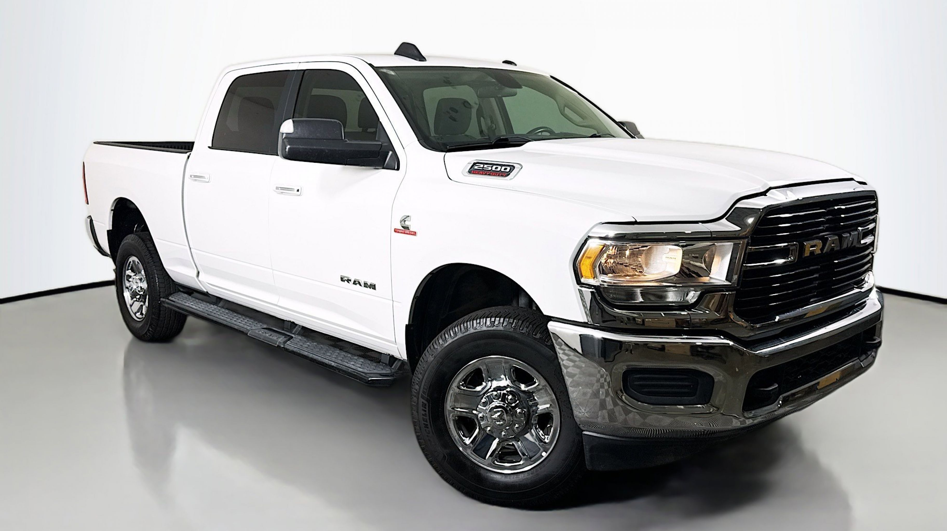 2019 RAM 2500 Big Horn 4X4 Crew Cab SWB's photo