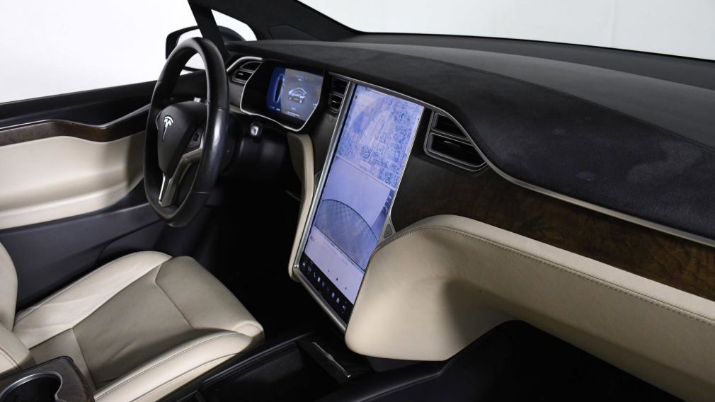 2016 Tesla Model X  #23
