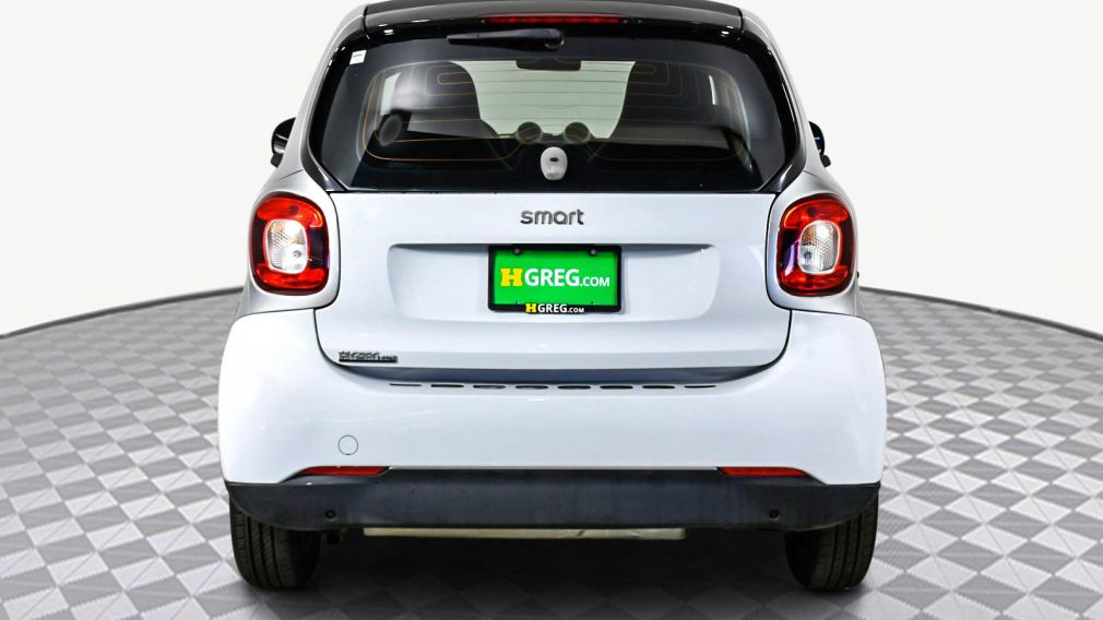 2016 smart fortwo Passion #4