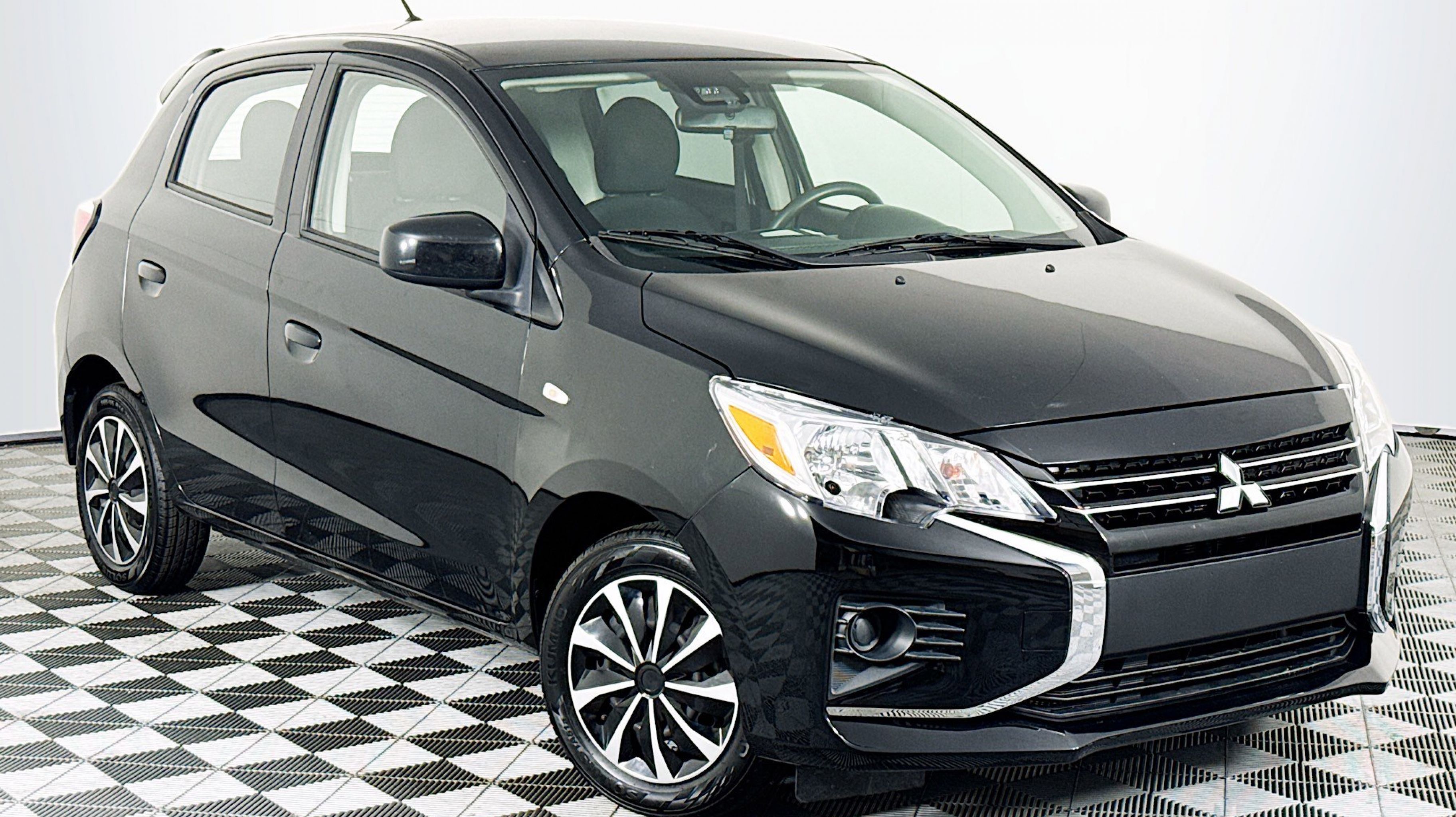 2022 Mitsubishi Mirage ES