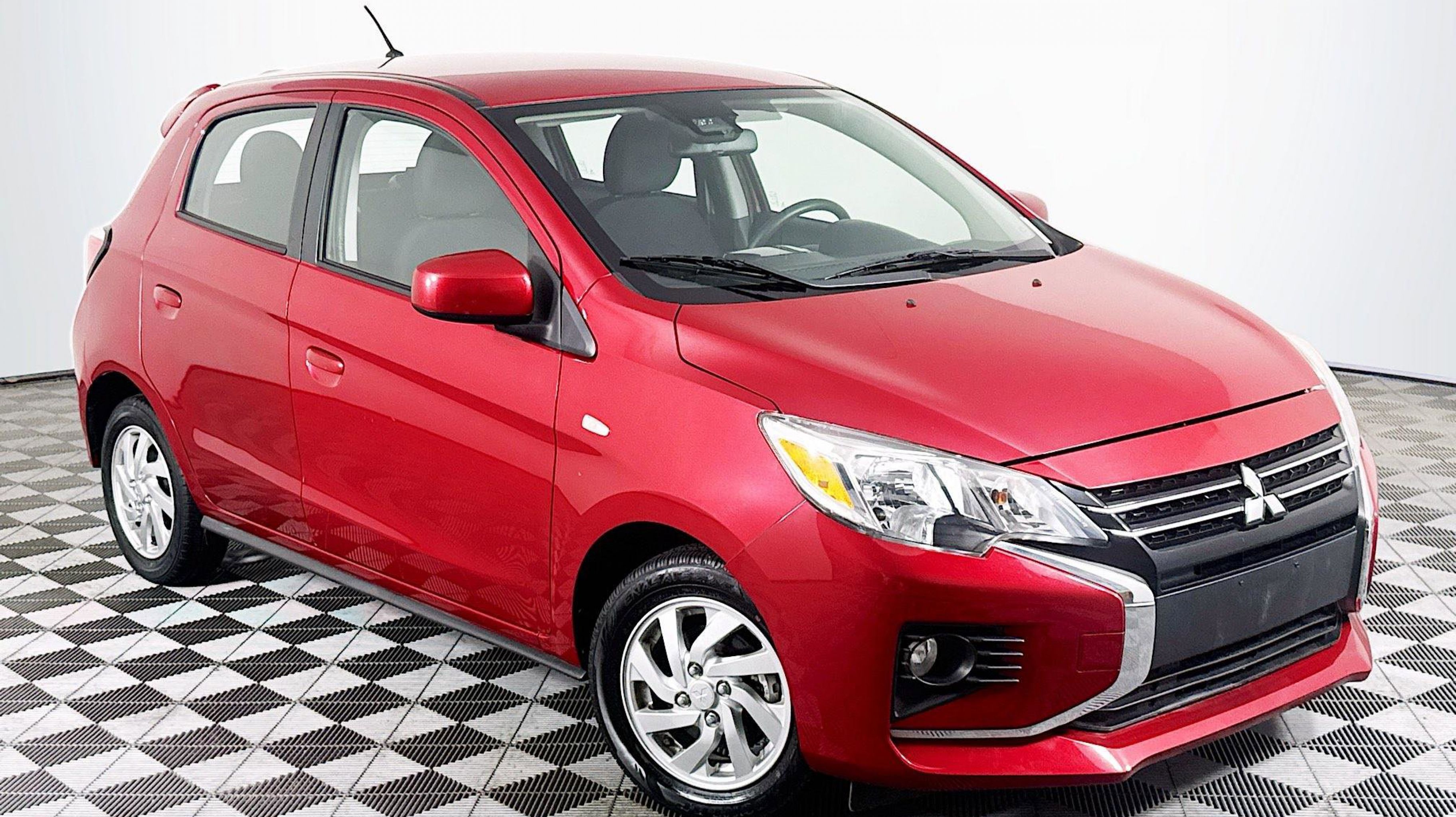 2023 Mitsubishi Mirage LE CVT's photo