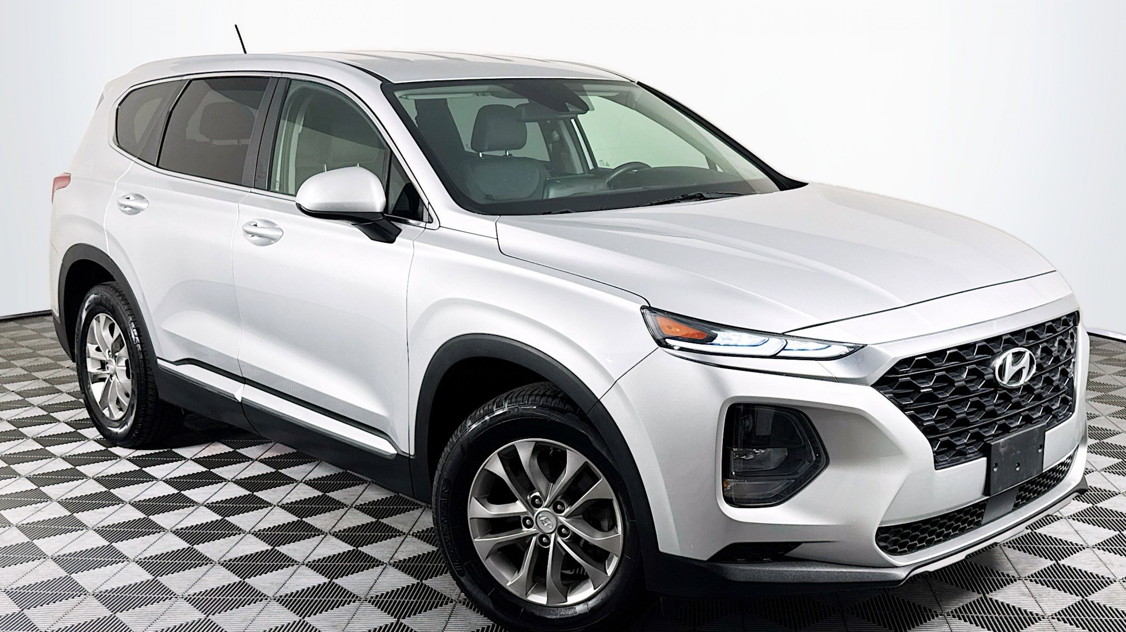 2019 Hyundai Santa Fe SE