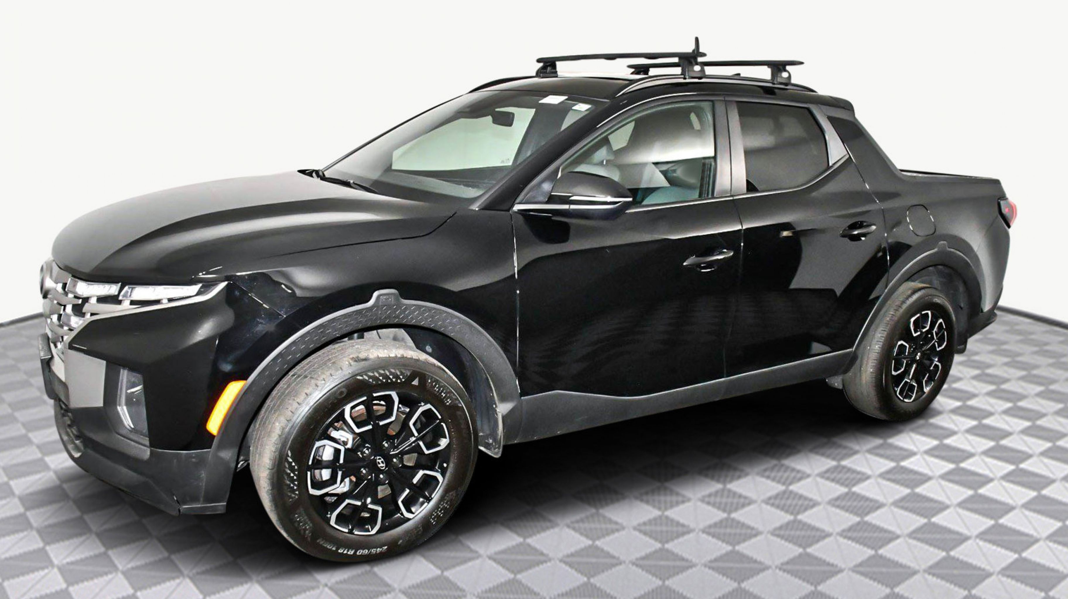 Used 2023 Hyundai Santa Cruz SEL Premium for sale at HGreg