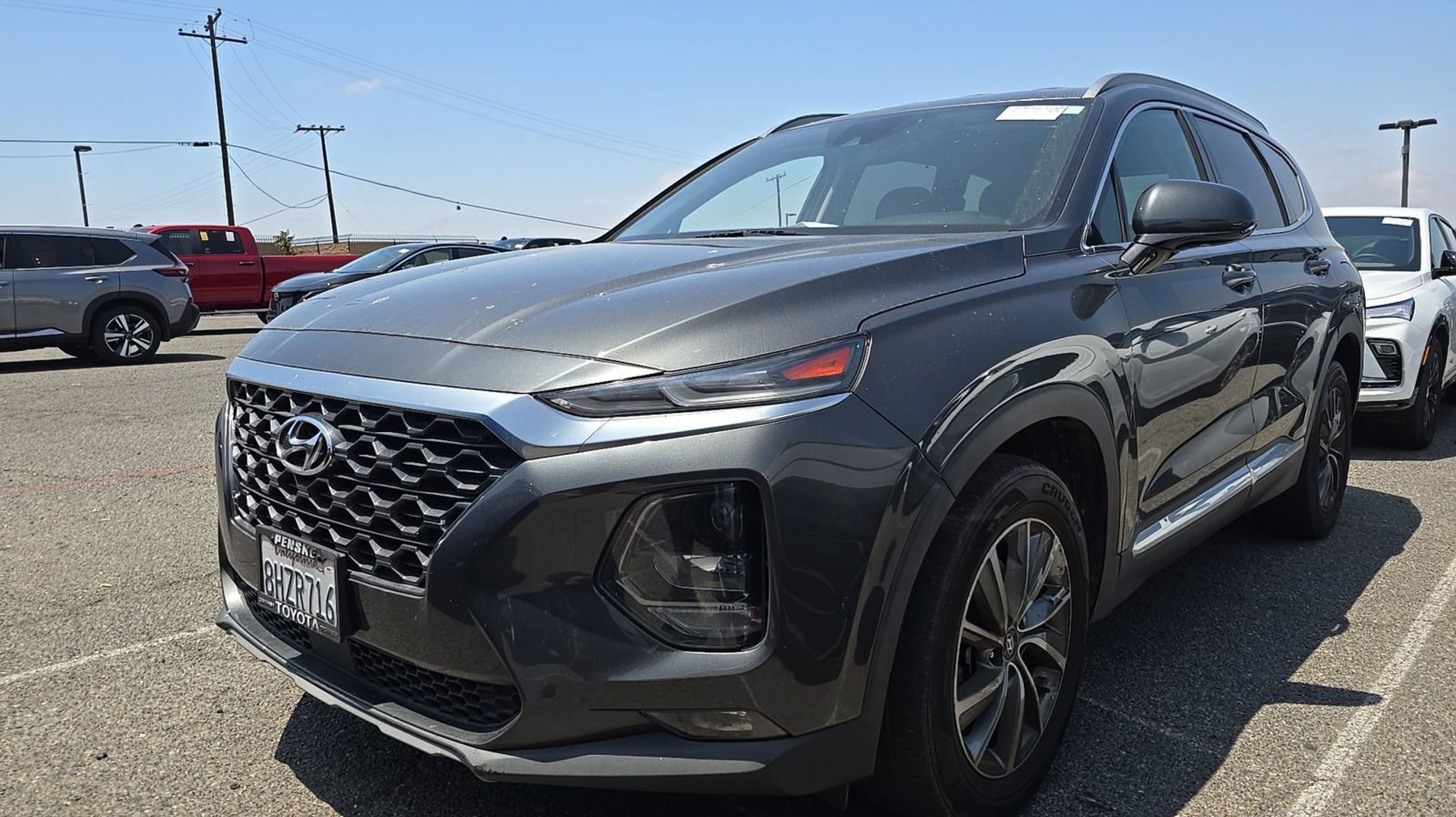 2019 Hyundai Santa Fe SEL Plus 2.4's photo