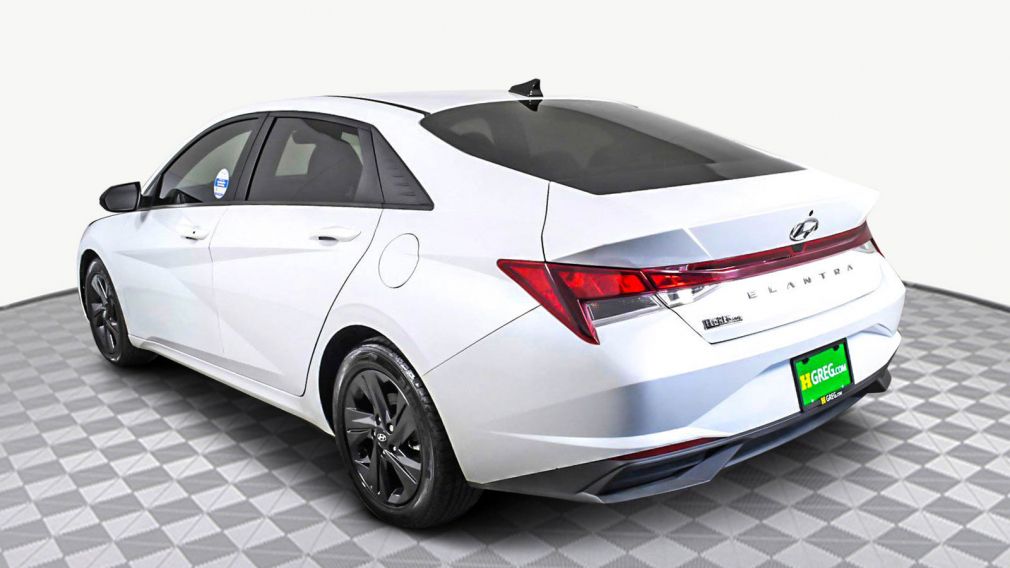 2022 Hyundai Elantra SEL #3