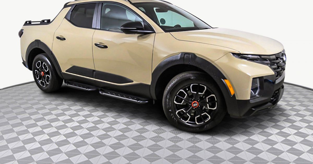 Used 2024 Hyundai Santa Cruz XRT for sale at HGreg