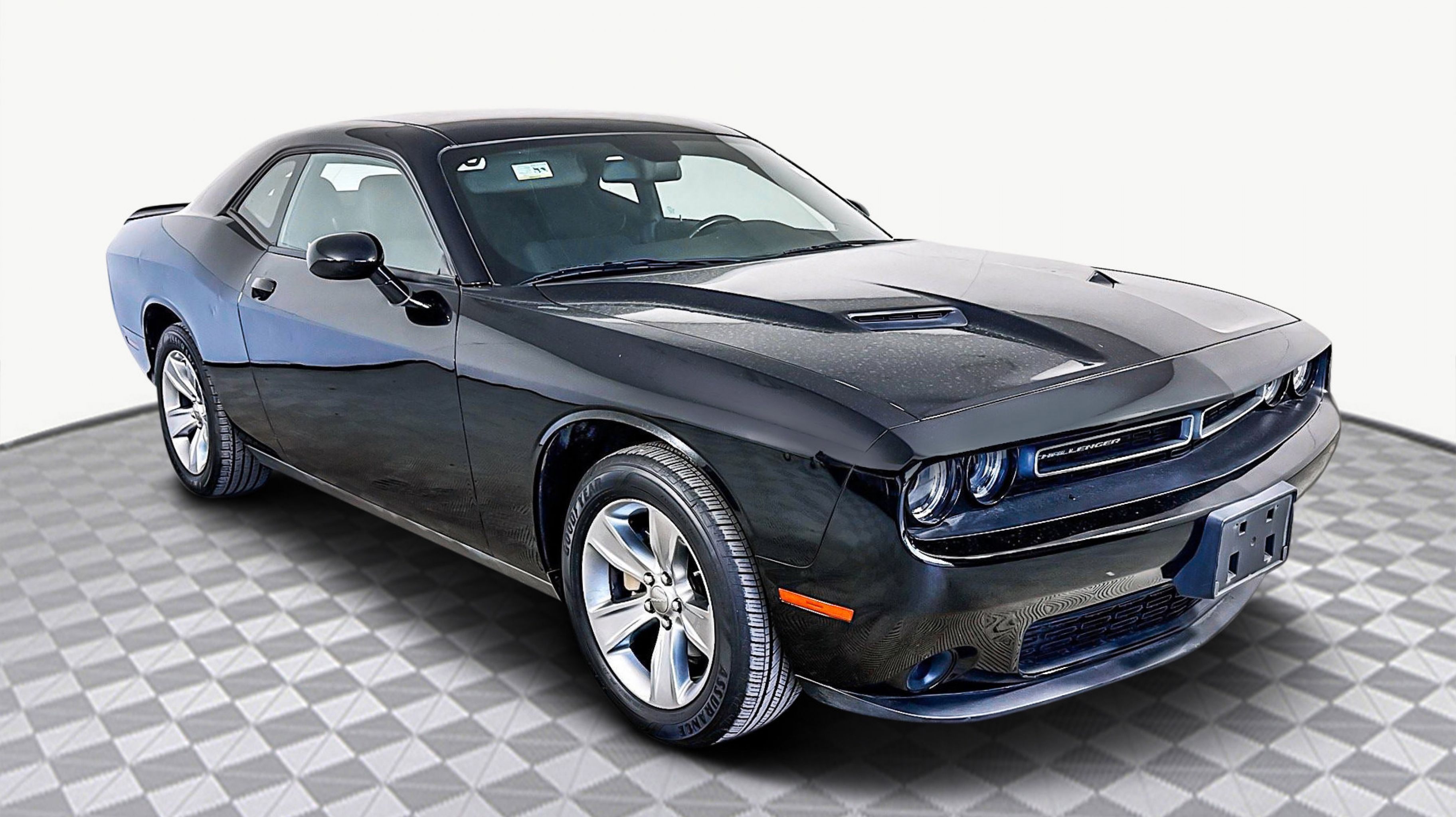 2022 Dodge Challenger SXT