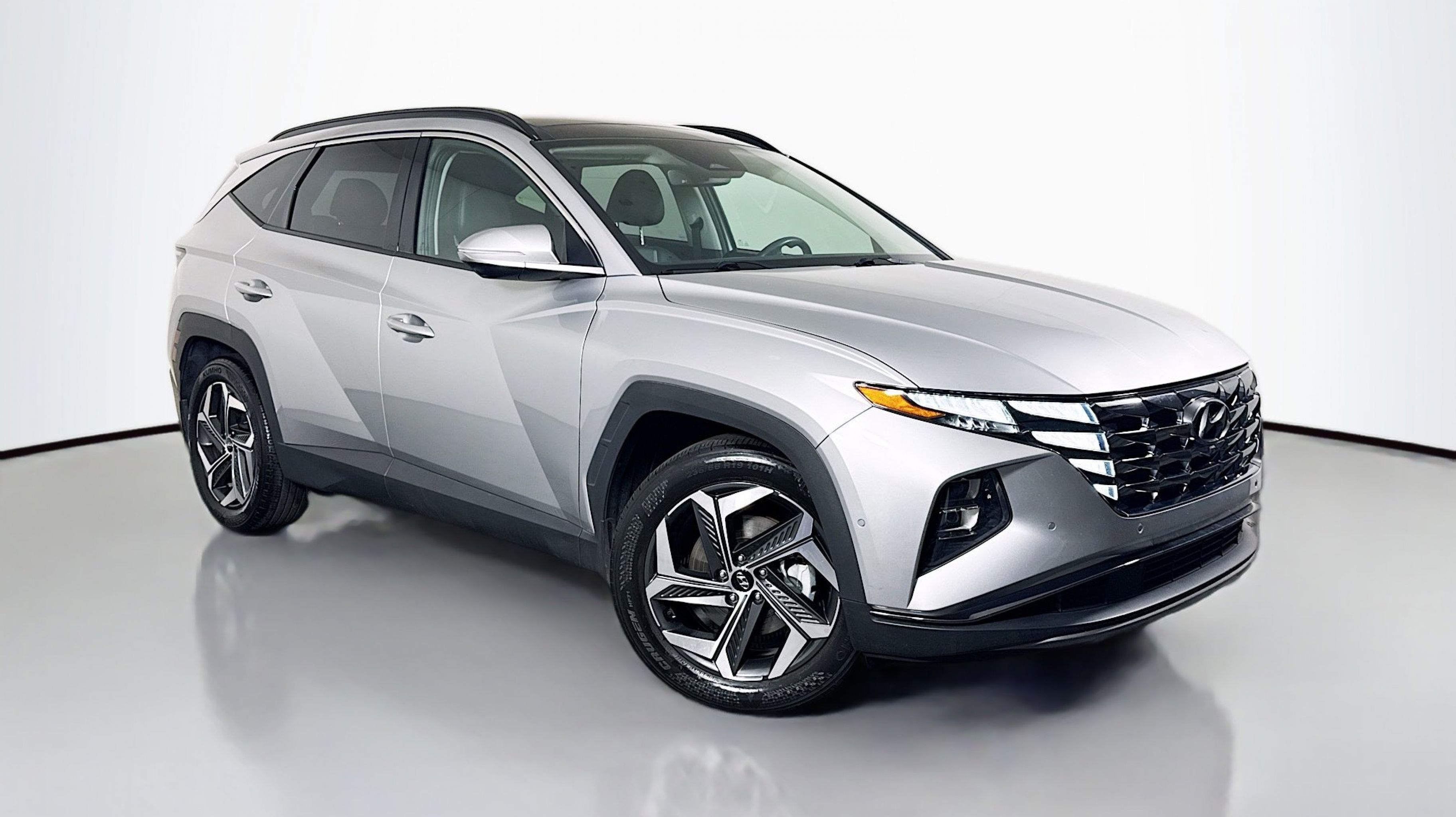 2023 Hyundai Tucson Limited FWD's photo