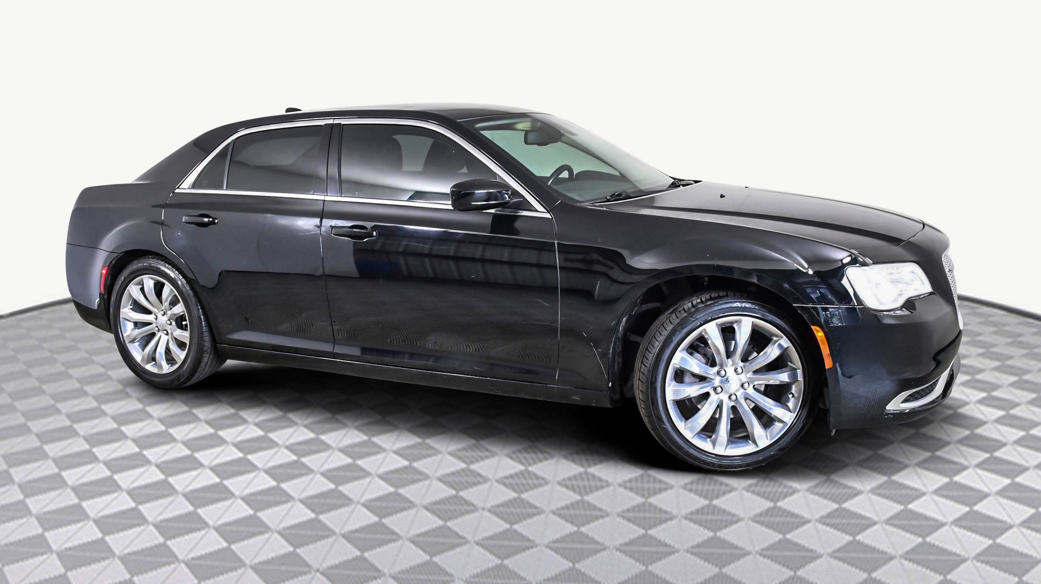2019 Chrysler 300