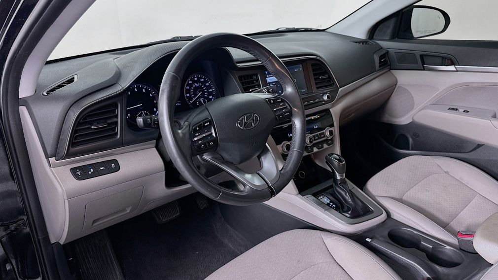 2020 Hyundai Elantra Value Edition #16