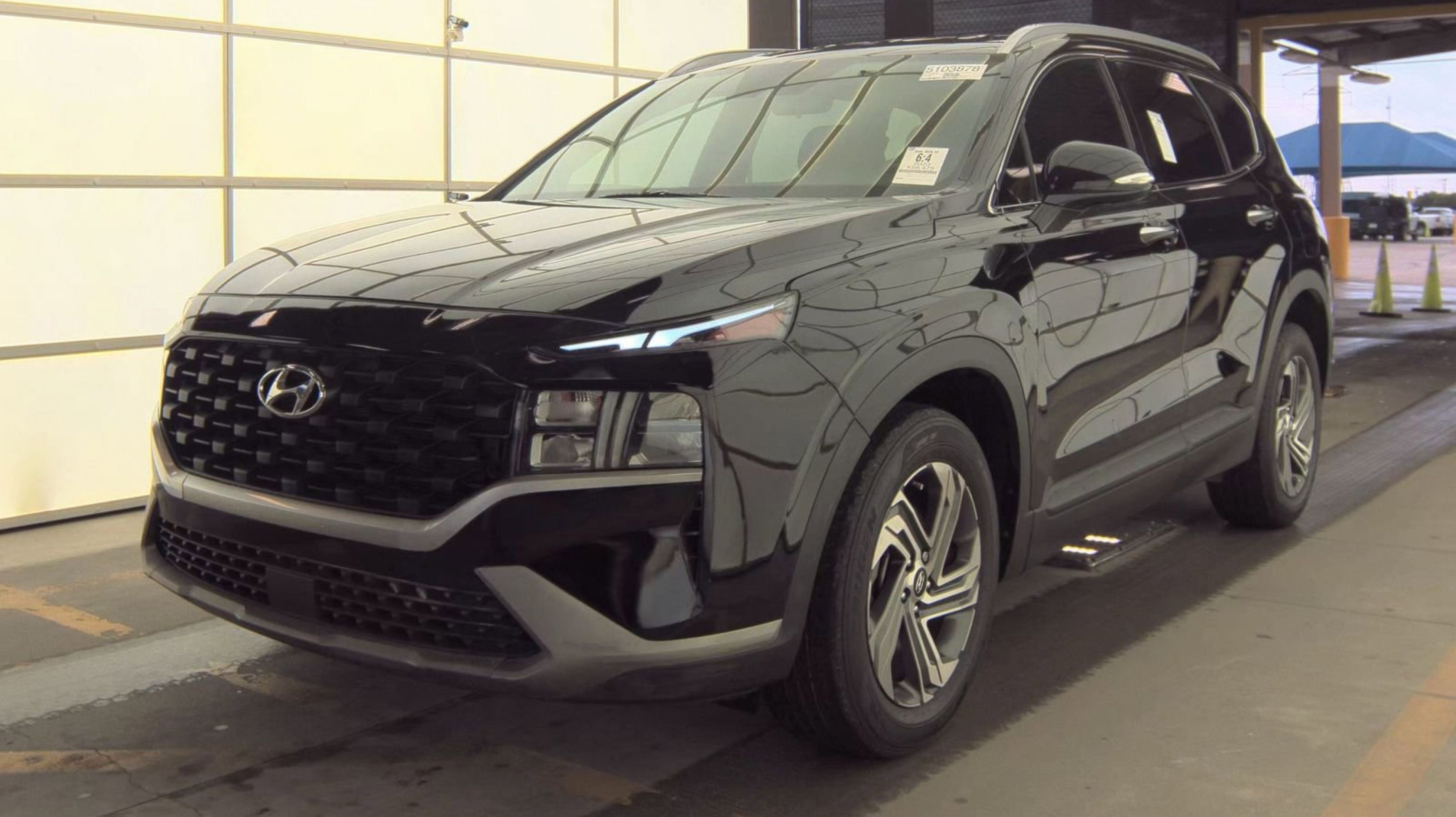 2023 Hyundai Santa Fe SEL 2.5's photo