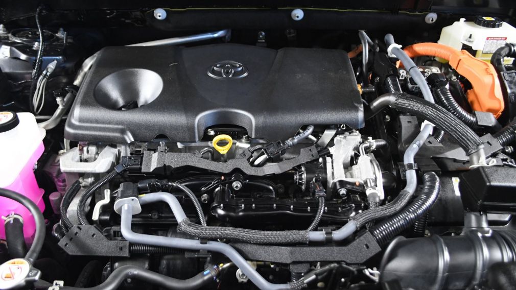 2021 Toyota RAV4 Hybrid XSE #31