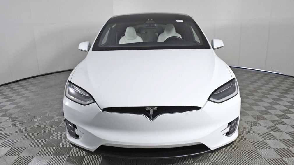 2018 Tesla Model X  #1