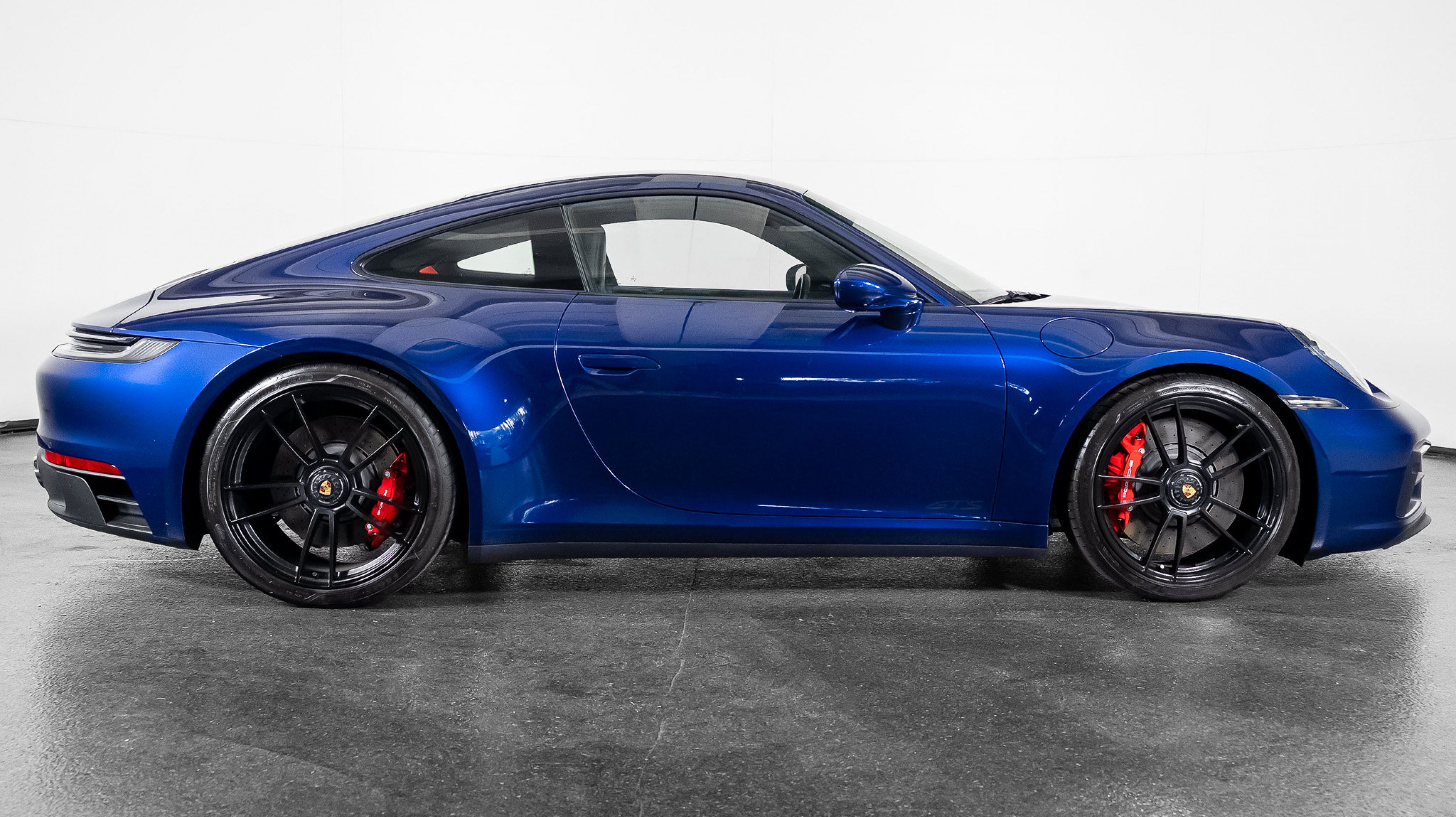 2024 Porsche 911 GTS - Photo 29