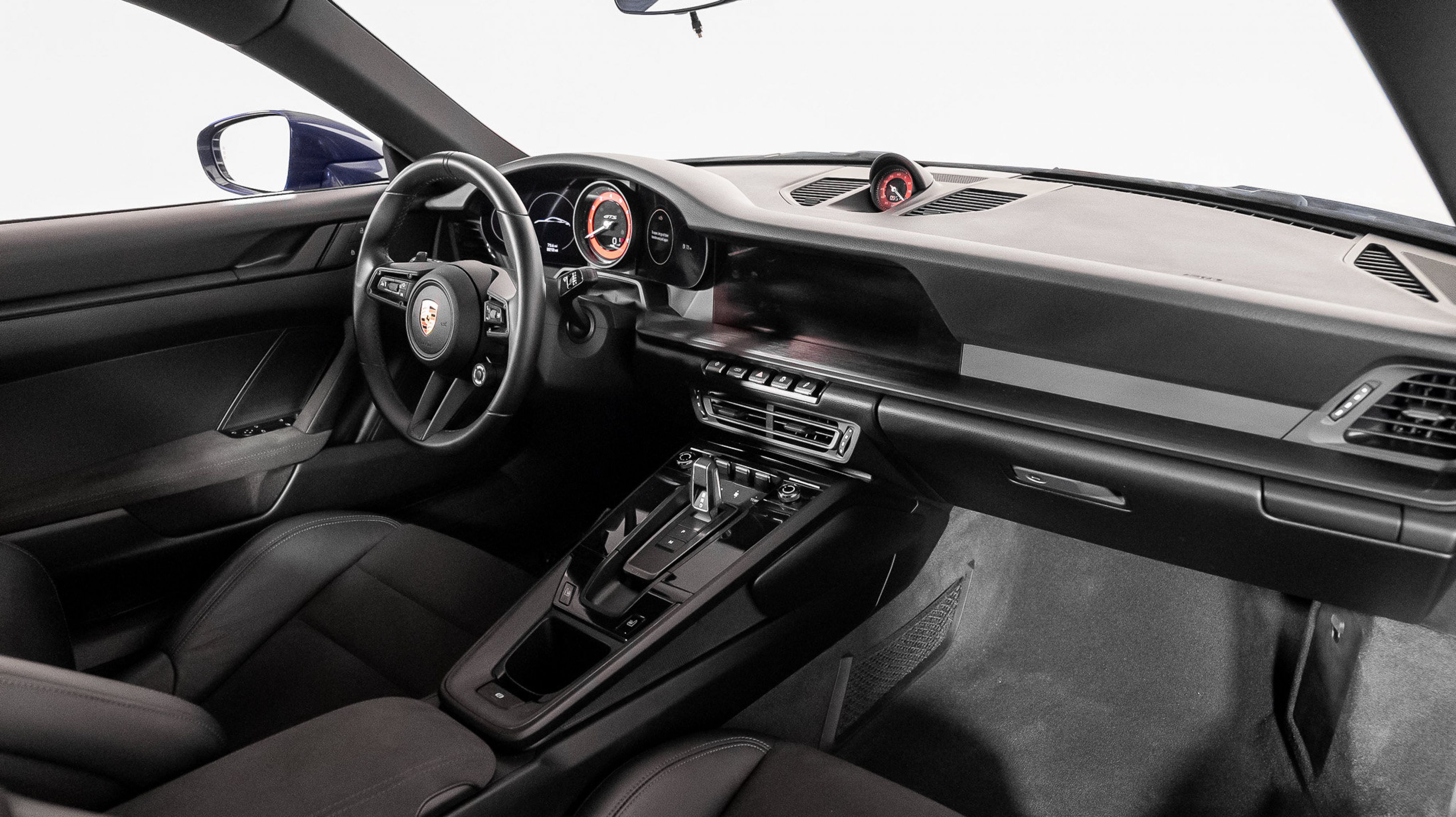 2024 Porsche 911 GTS - Photo 40