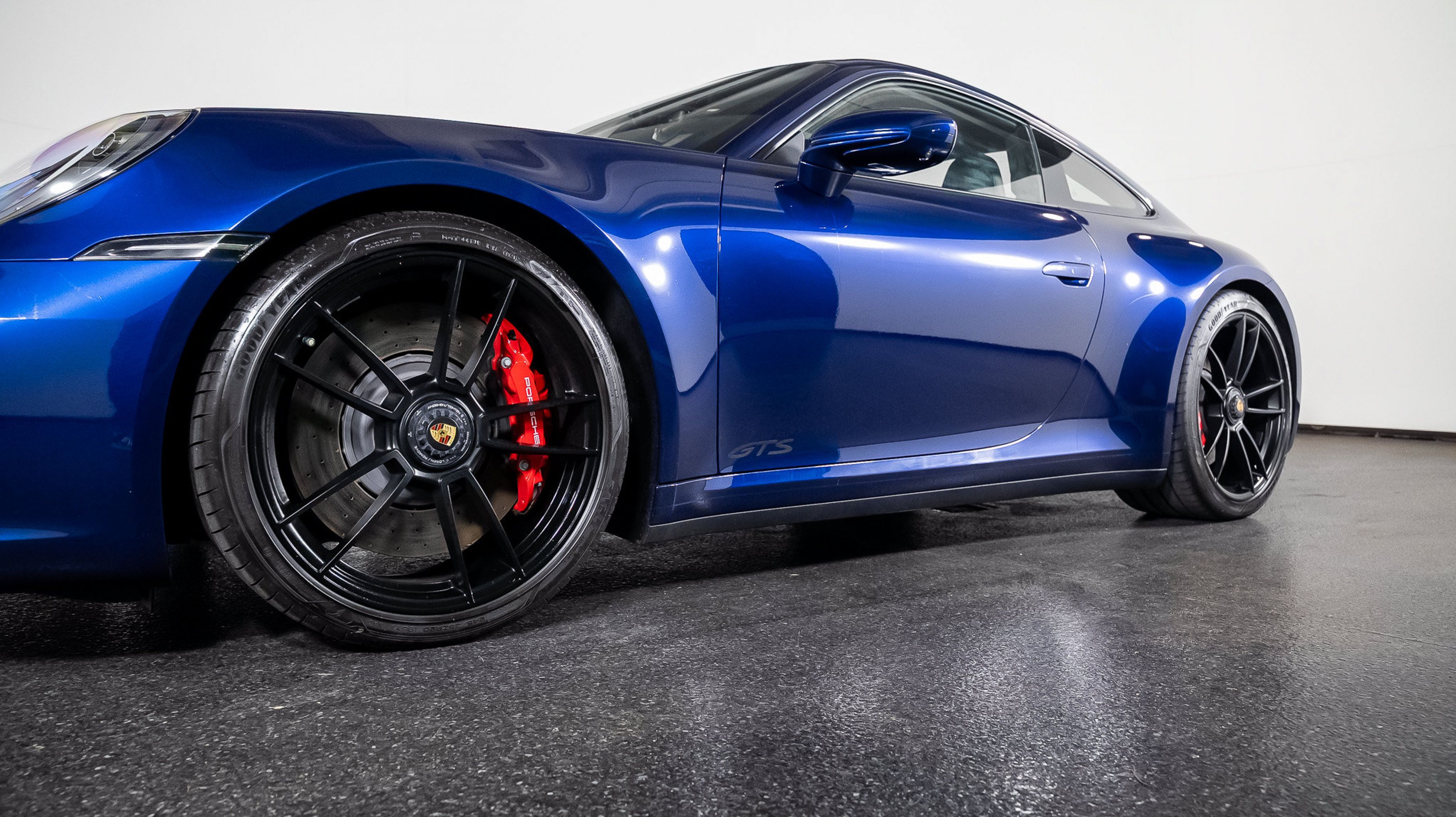 2024 Porsche 911 GTS - Photo 17