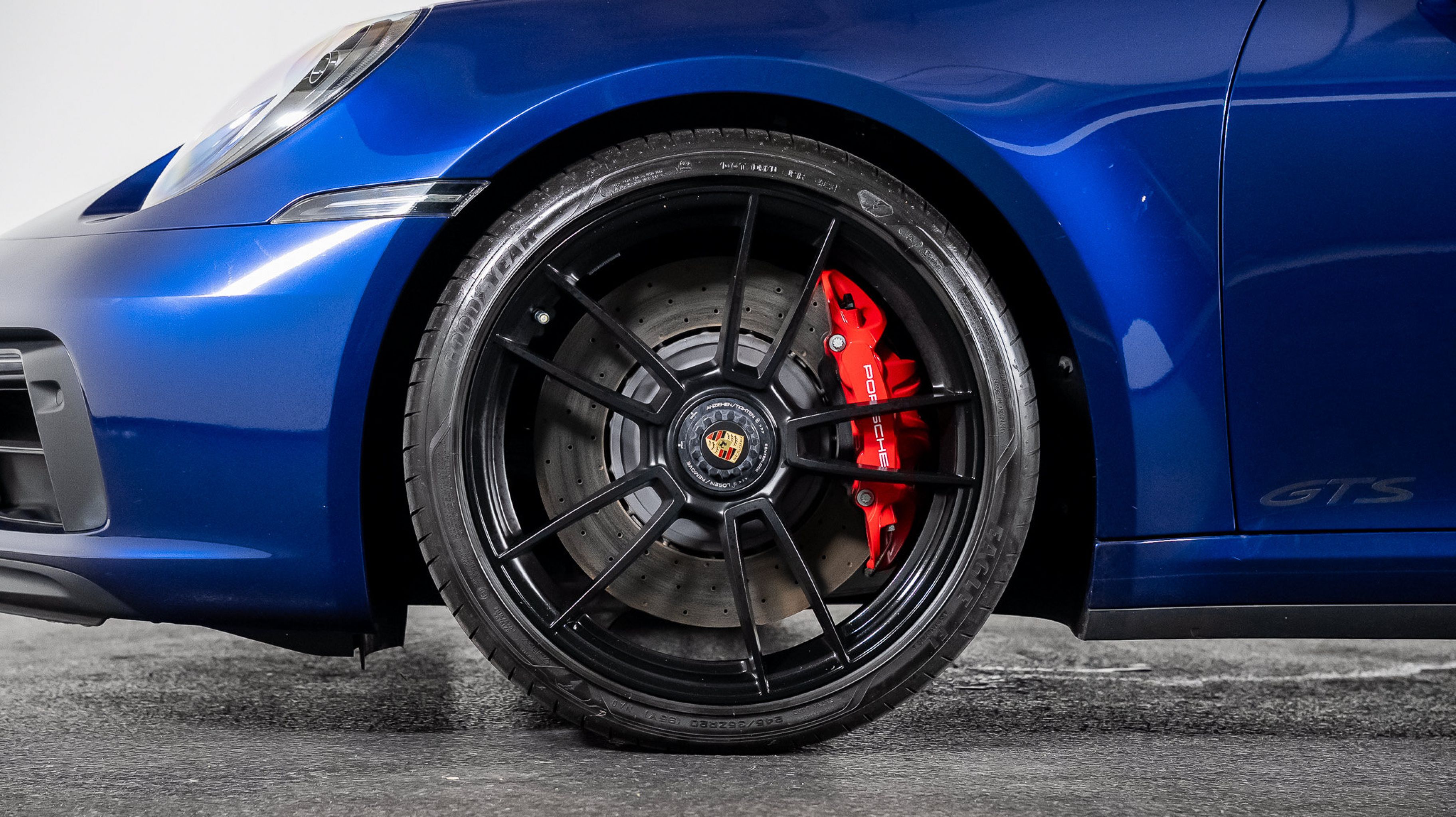 2024 Porsche 911 GTS - Photo 15