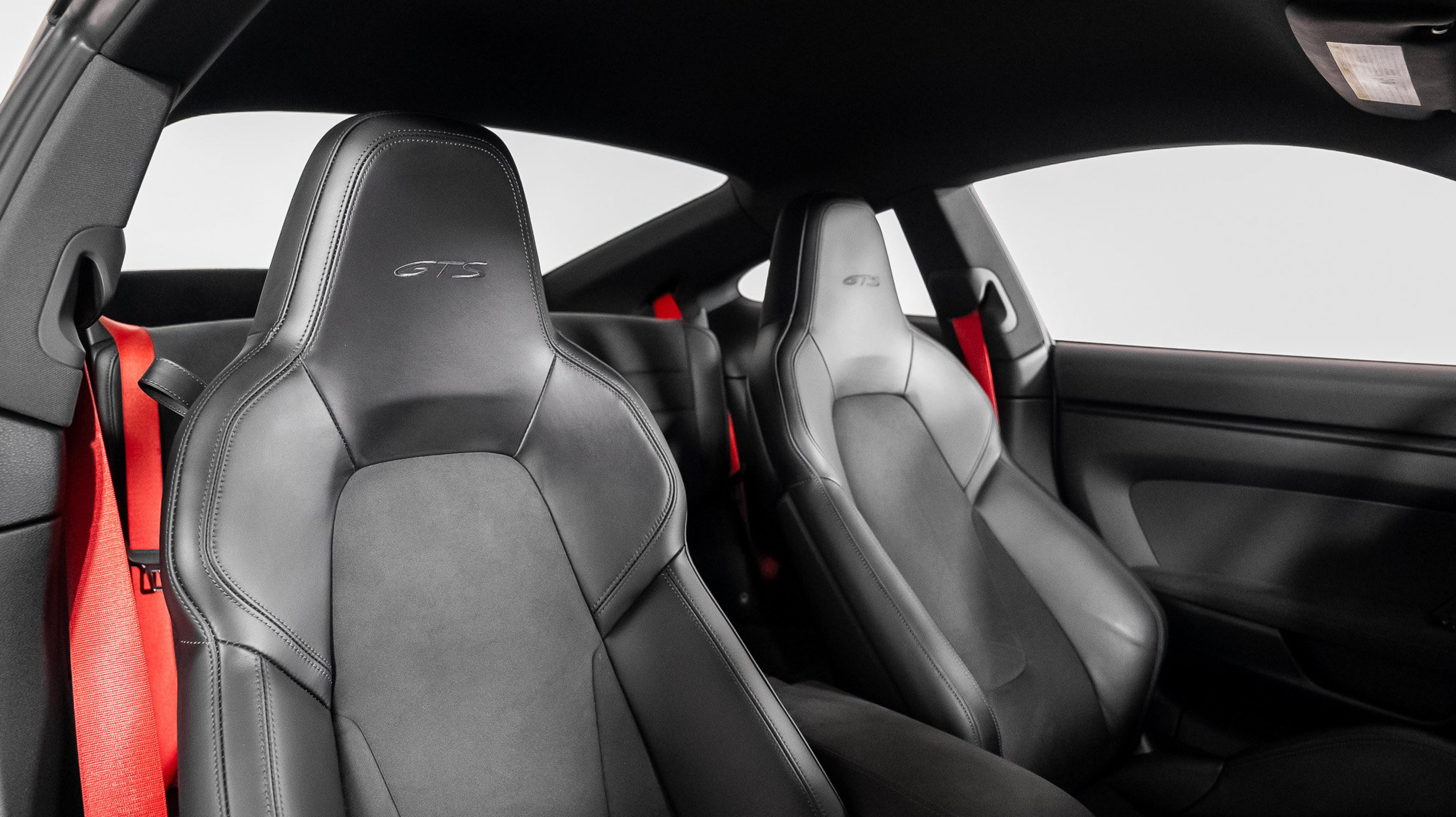 2024 Porsche 911 GTS - Photo 38