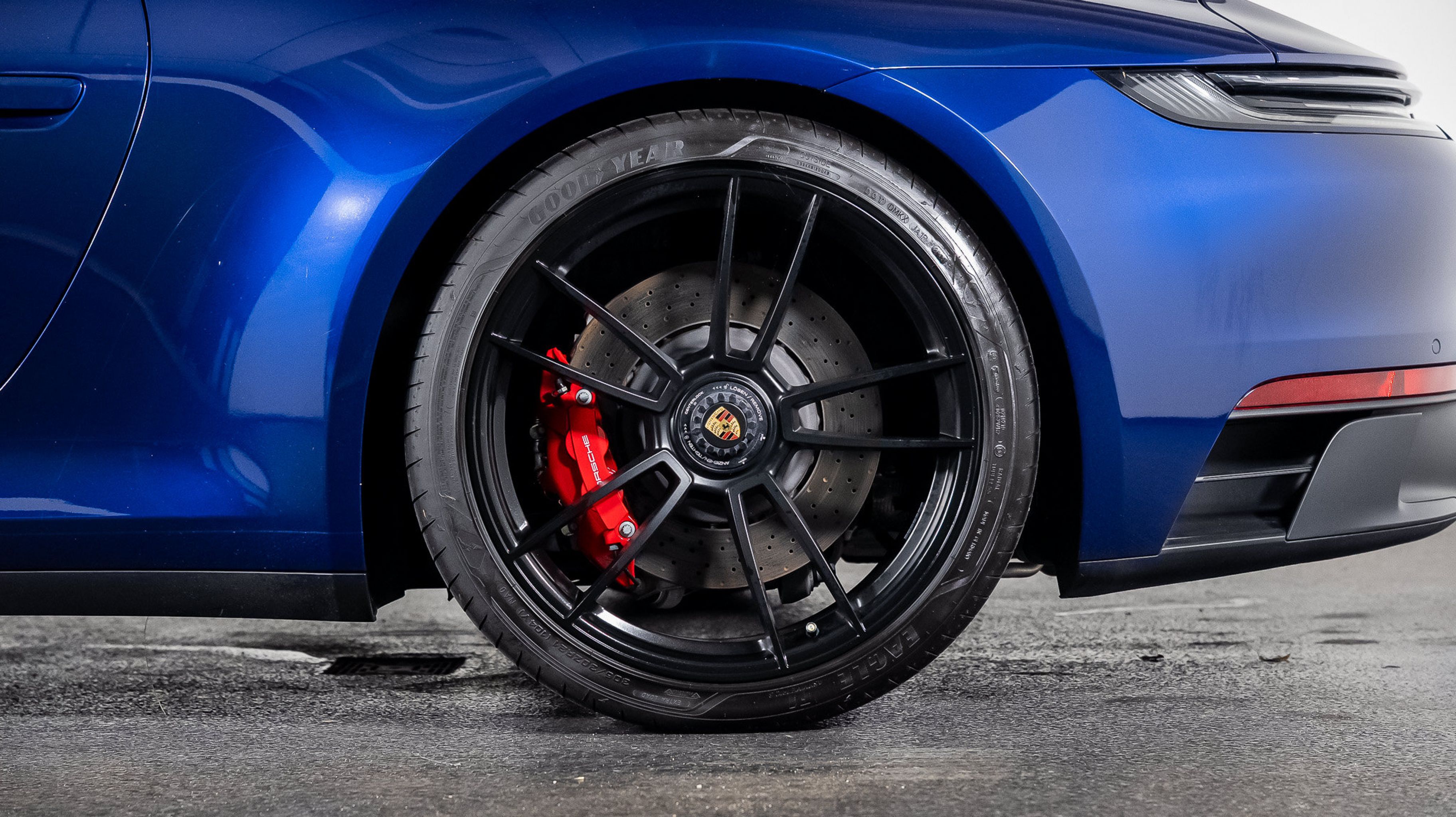 2024 Porsche 911 GTS - Photo 19
