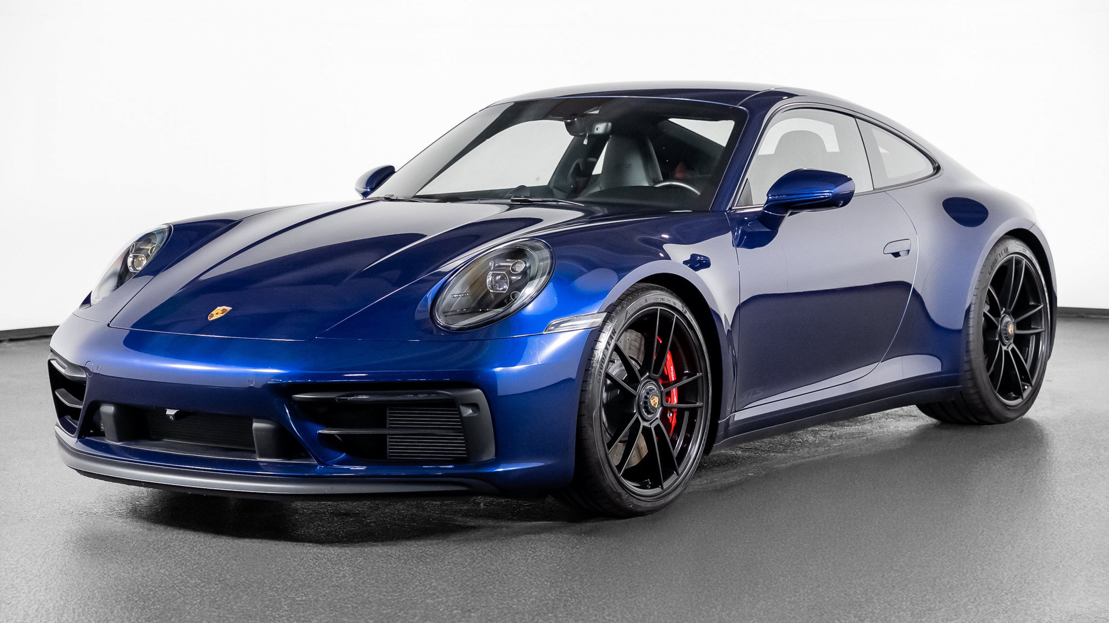 2024 Porsche 911 GTS - Photo 12