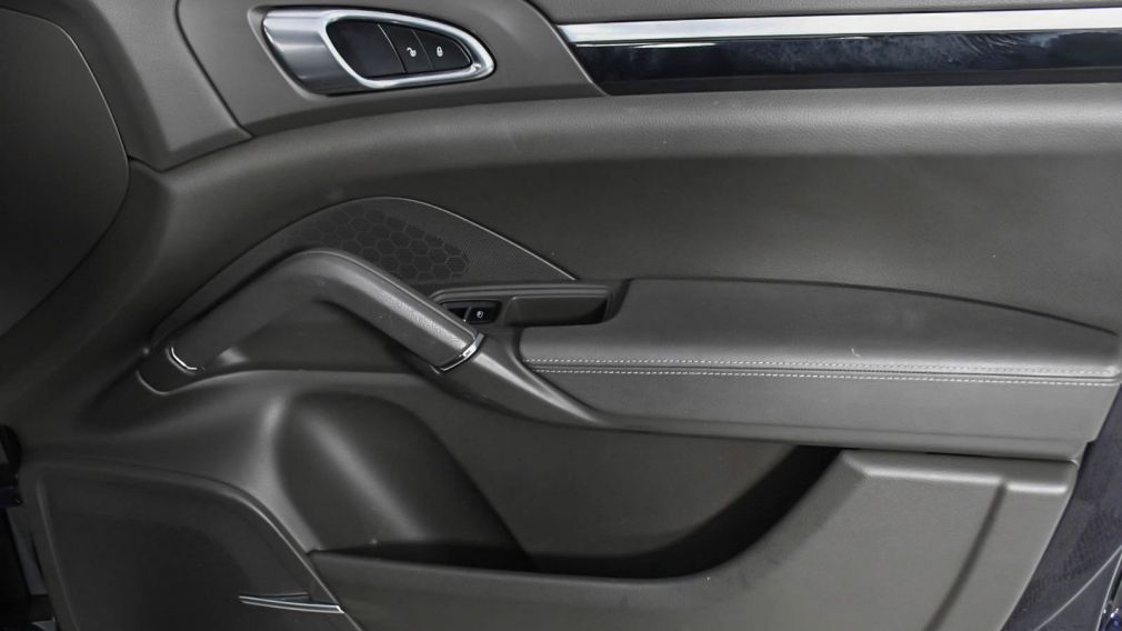 2018 Porsche Cayenne Base #22